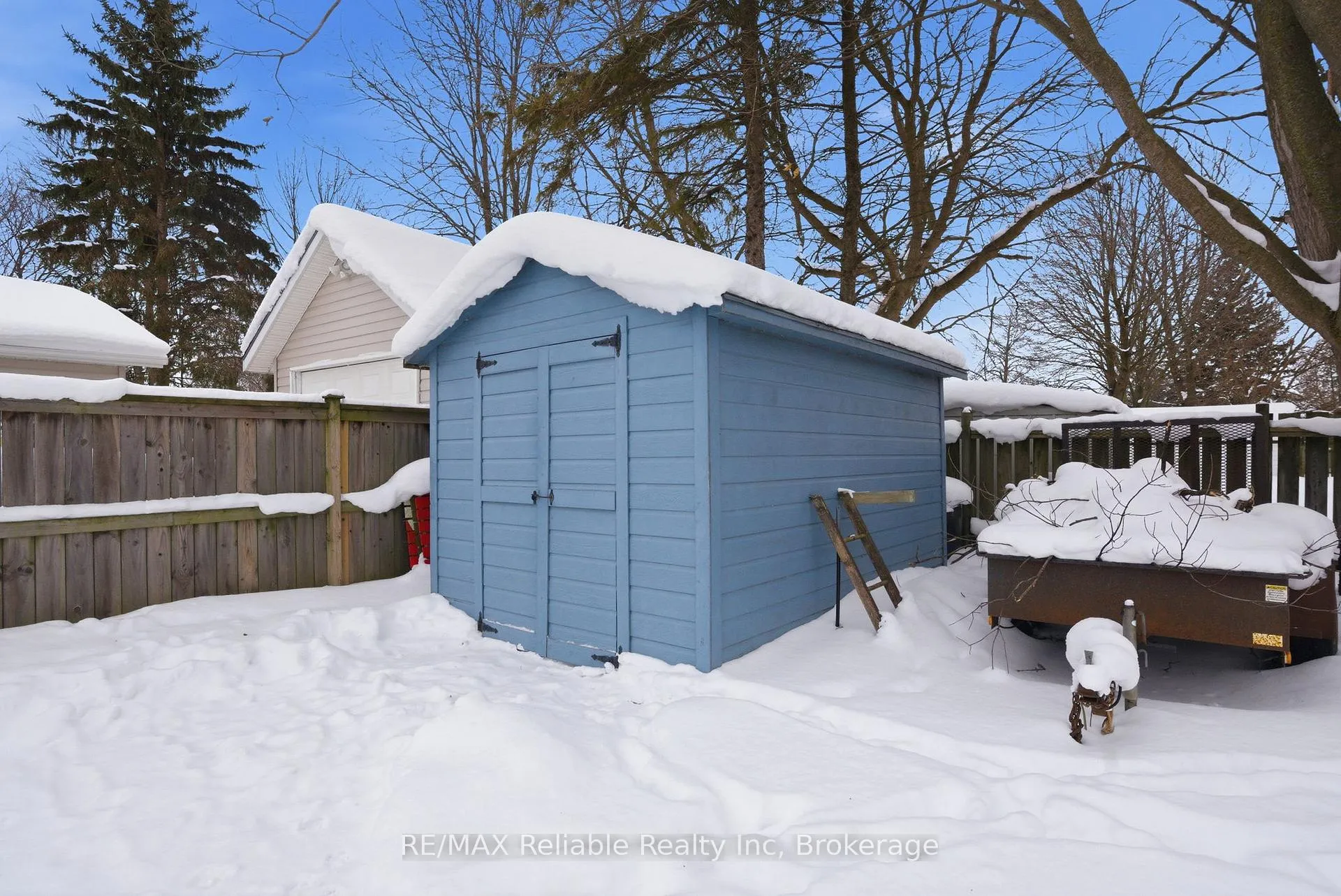 Photo 21 of 116 Oxford Street, Goderich, Goderich (Town) — HOMEH