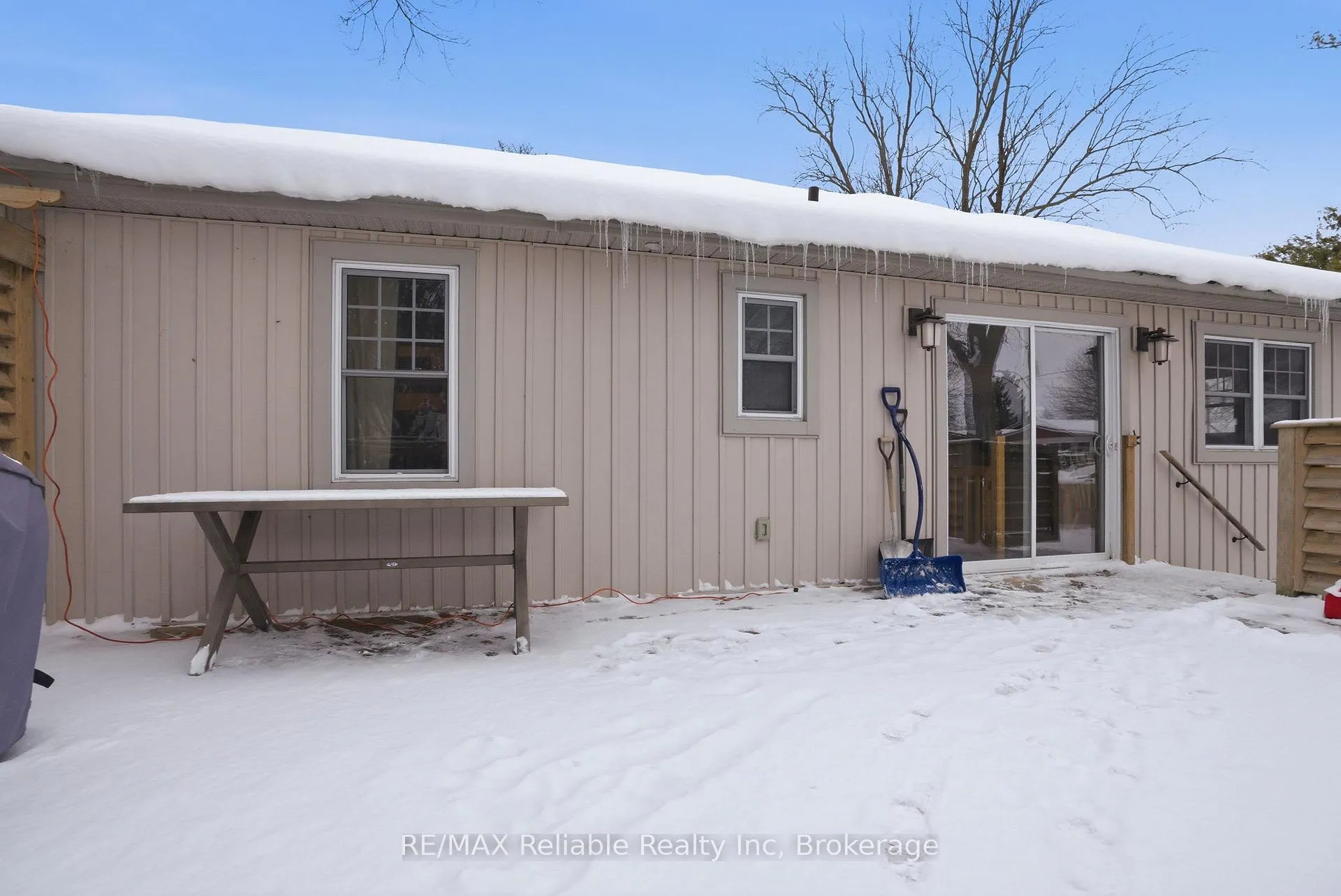 Photo 23 of 116 Oxford Street, Goderich, Goderich (Town) — HOMEH