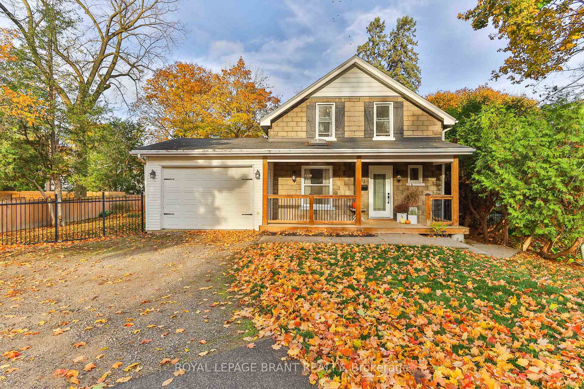 Photo 1 of 33 Baird Street, Brant, Paris — HOMEH