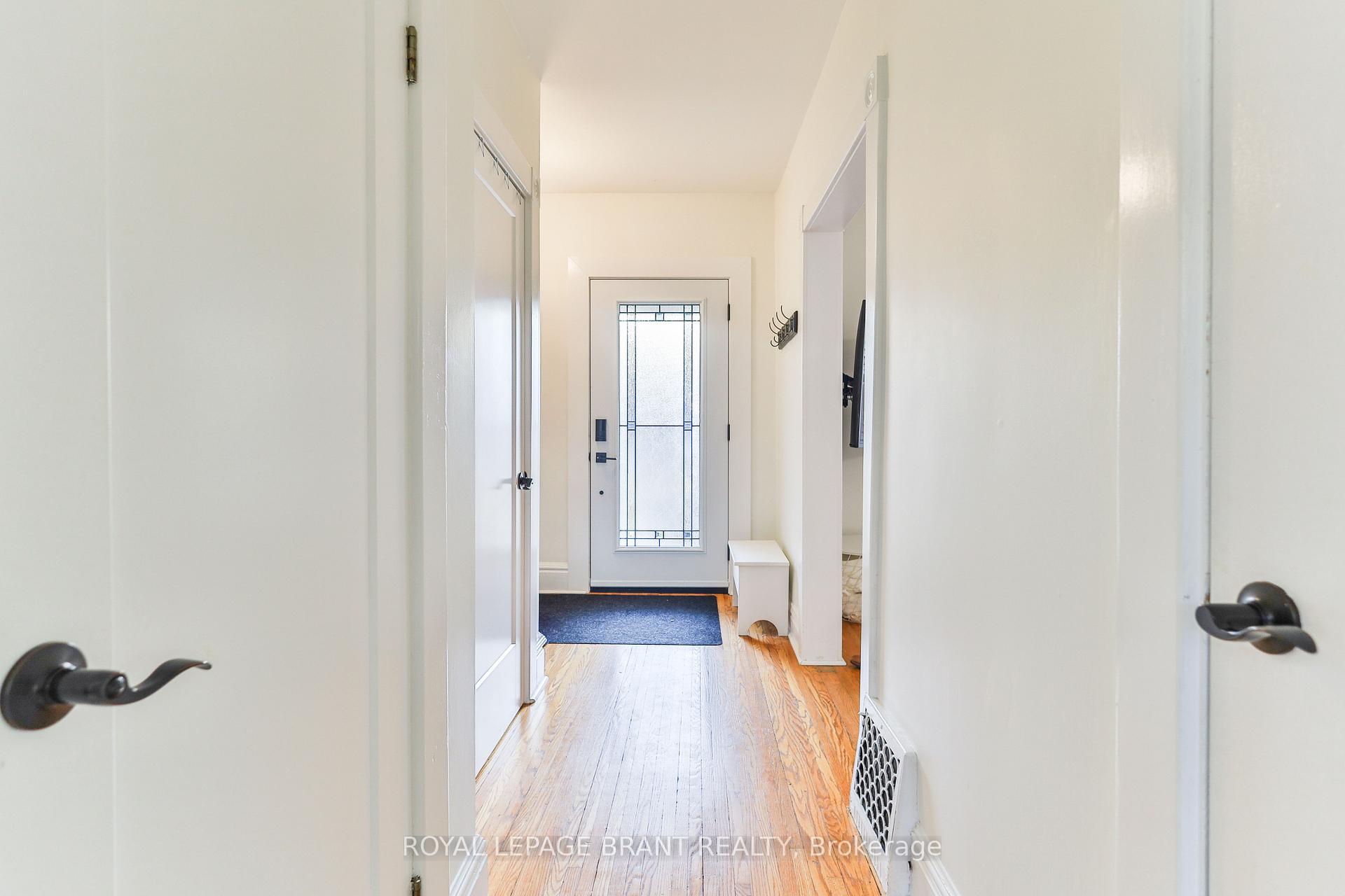 Photo 6 of 33 Baird Street, Brant, Paris — HOMEH