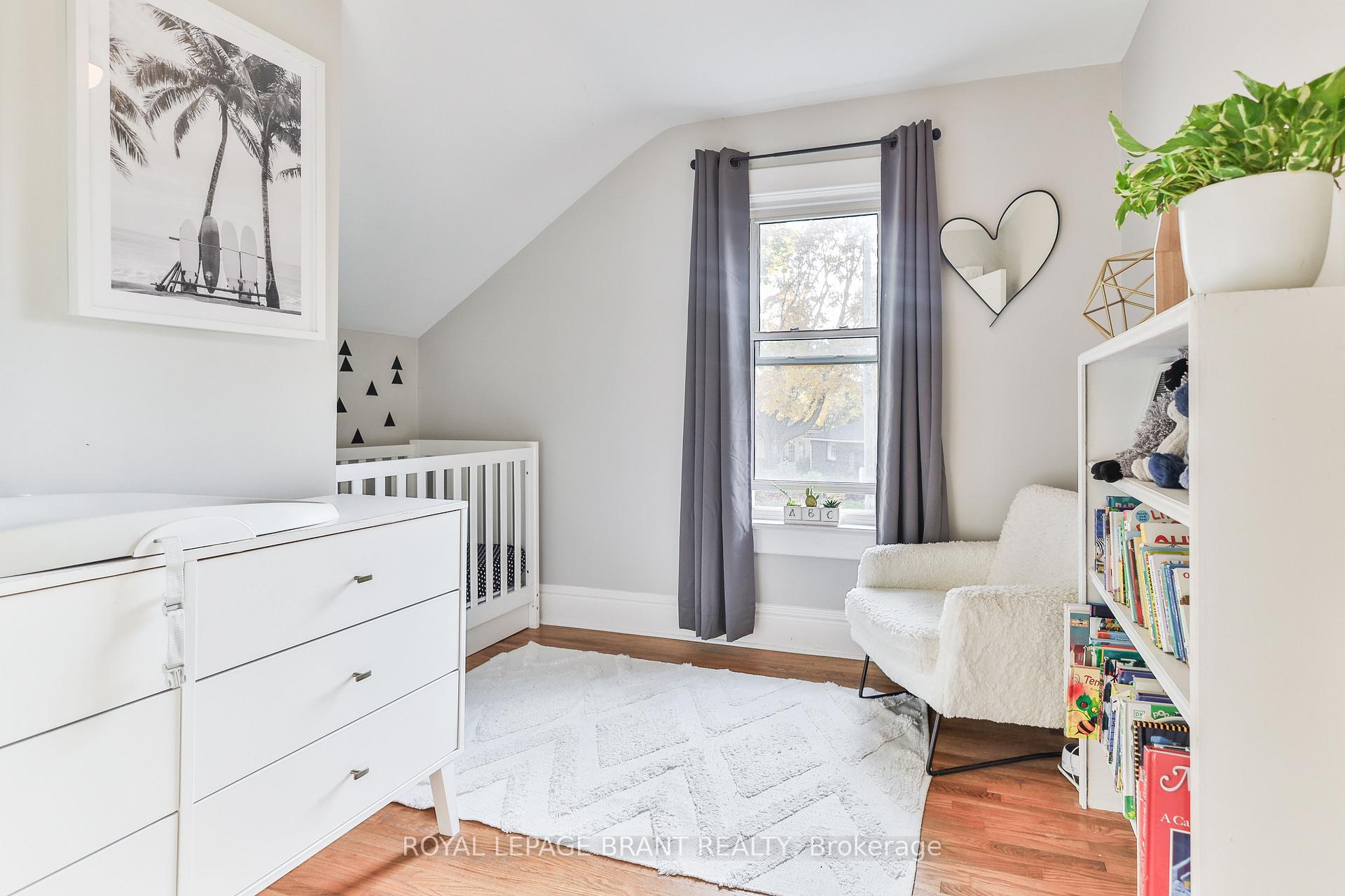 Photo 22 of 33 Baird Street, Brant, Paris — HOMEH