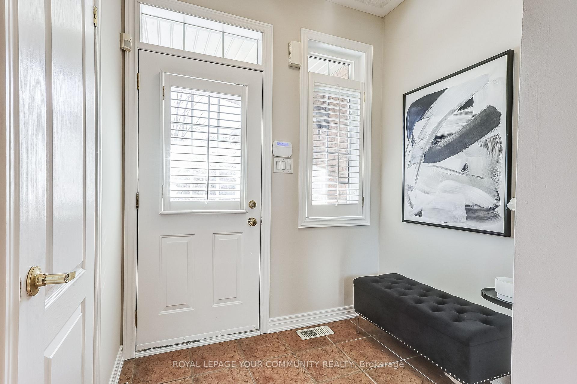 Photo 4 of 199 Cabernet Road, Vaughan, Patterson — HOMEH
