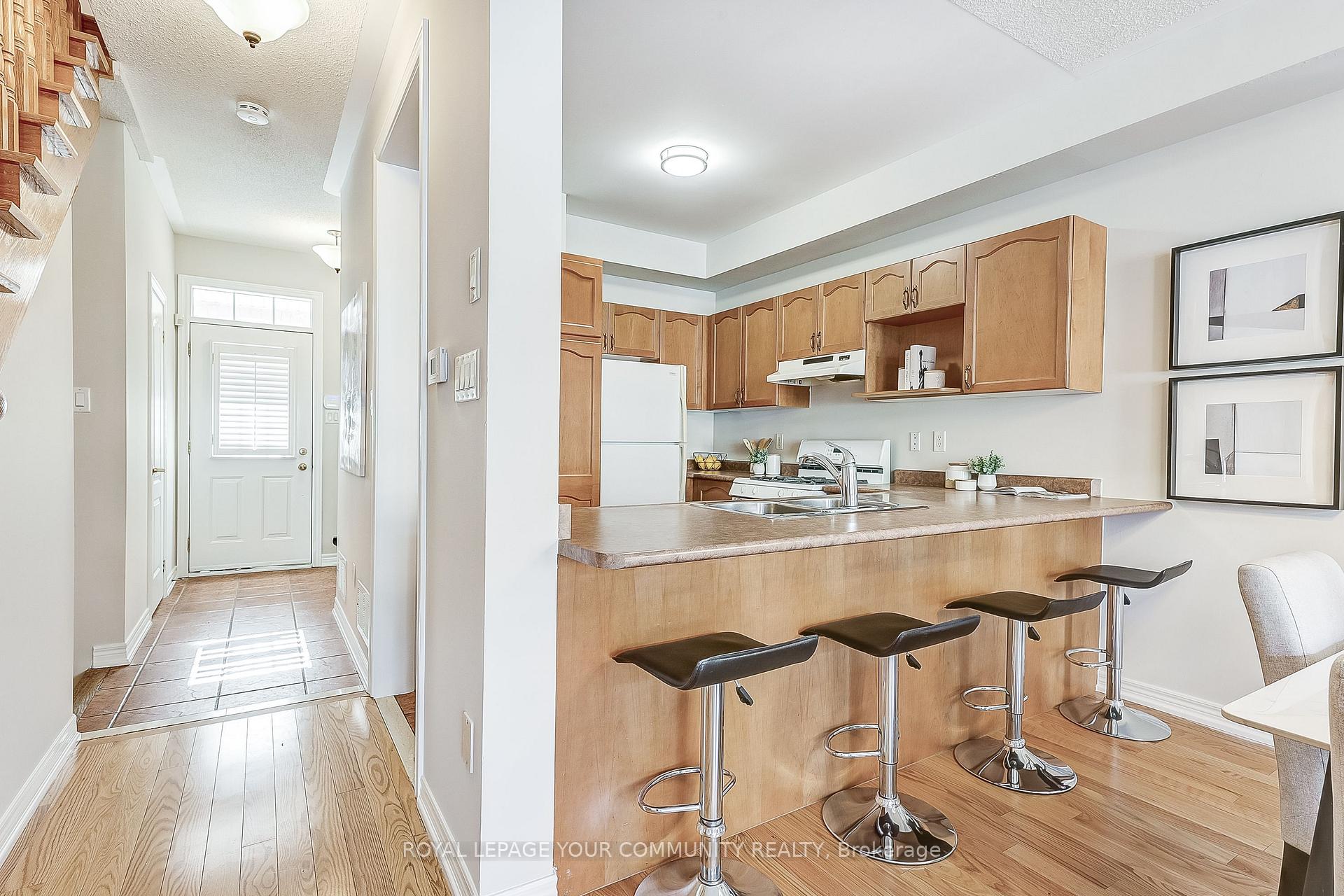 Photo 8 of 199 Cabernet Road, Vaughan, Patterson — HOMEH