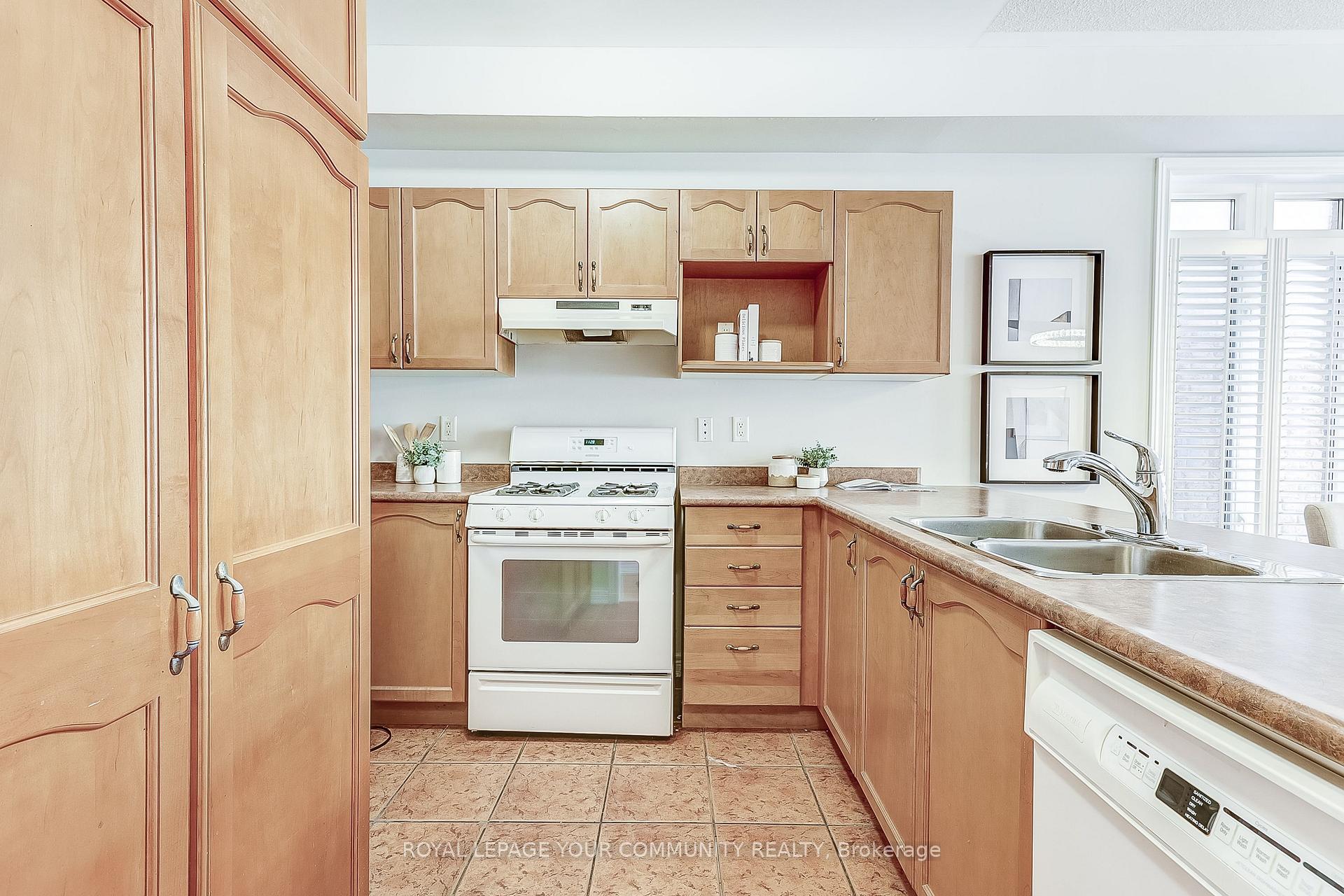 Photo 9 of 199 Cabernet Road, Vaughan, Patterson — HOMEH