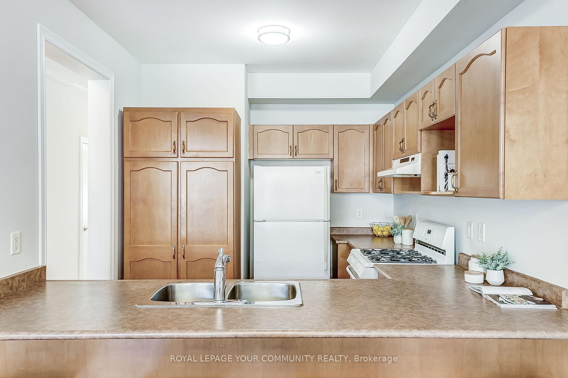 Photo 10 of 199 Cabernet Road, Vaughan, Patterson — HOMEH