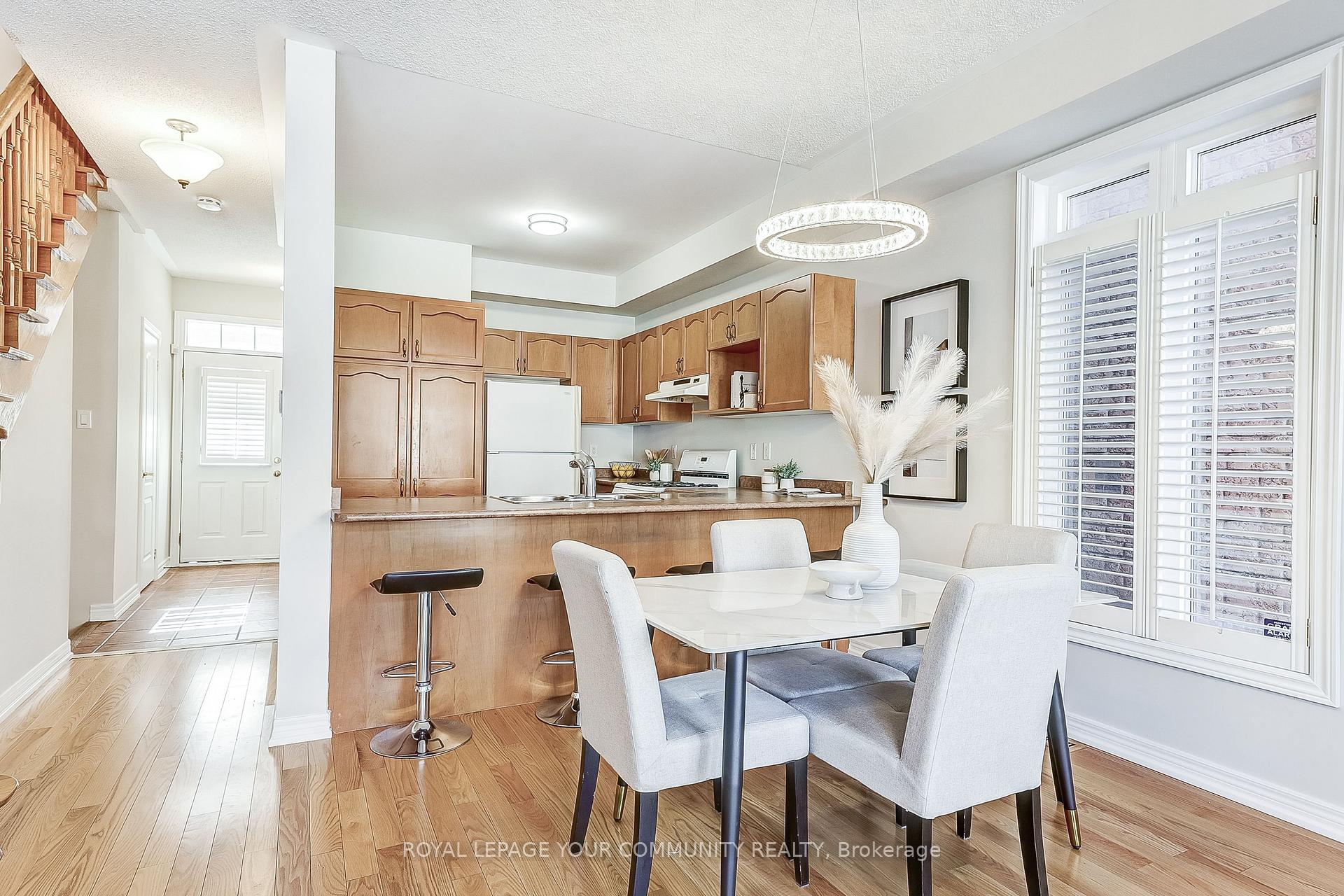 Photo 13 of 199 Cabernet Road, Vaughan, Patterson — HOMEH