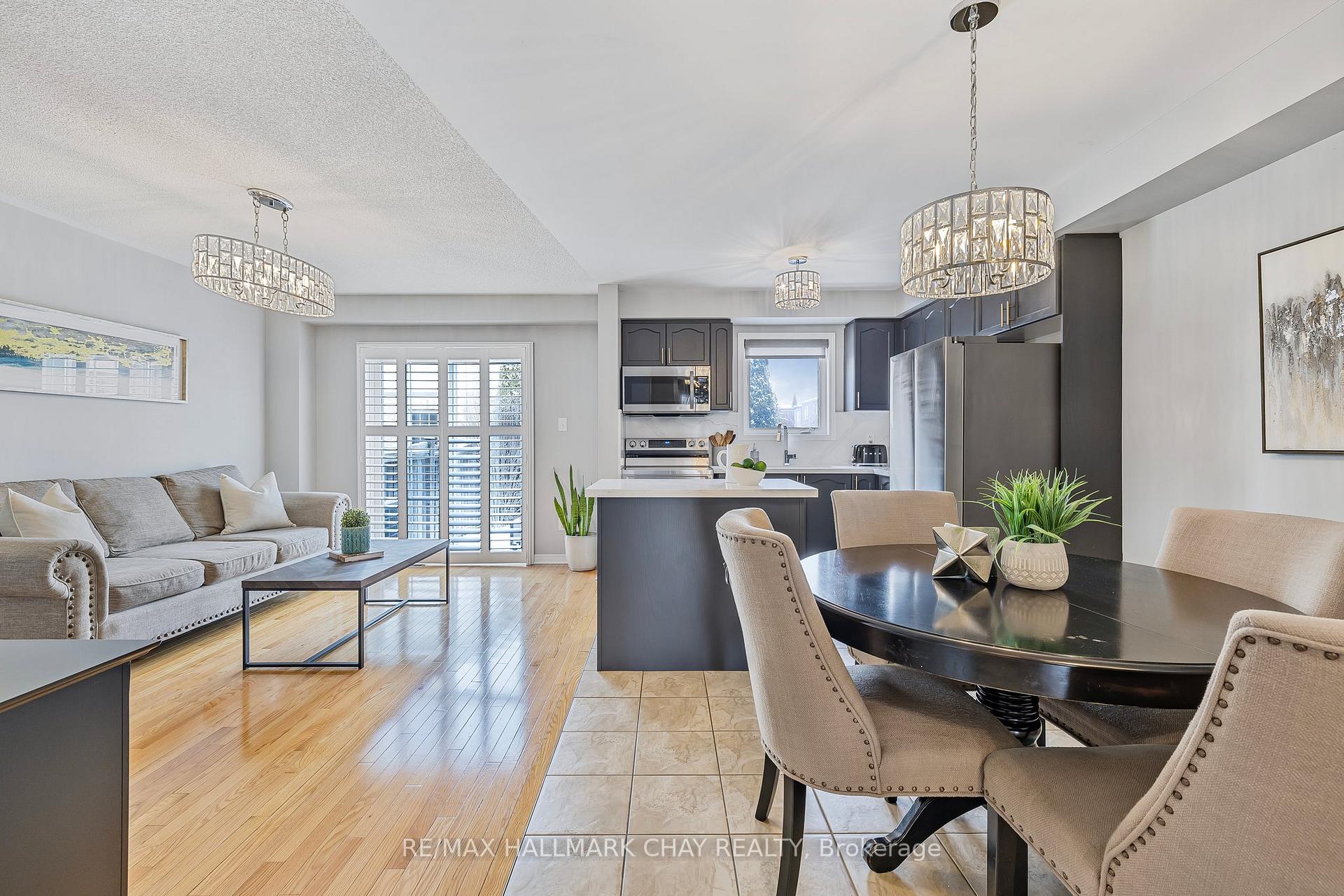 Photo 5 of 69 Todhunter Crescent, Ajax, Northeast Ajax — HOMEH