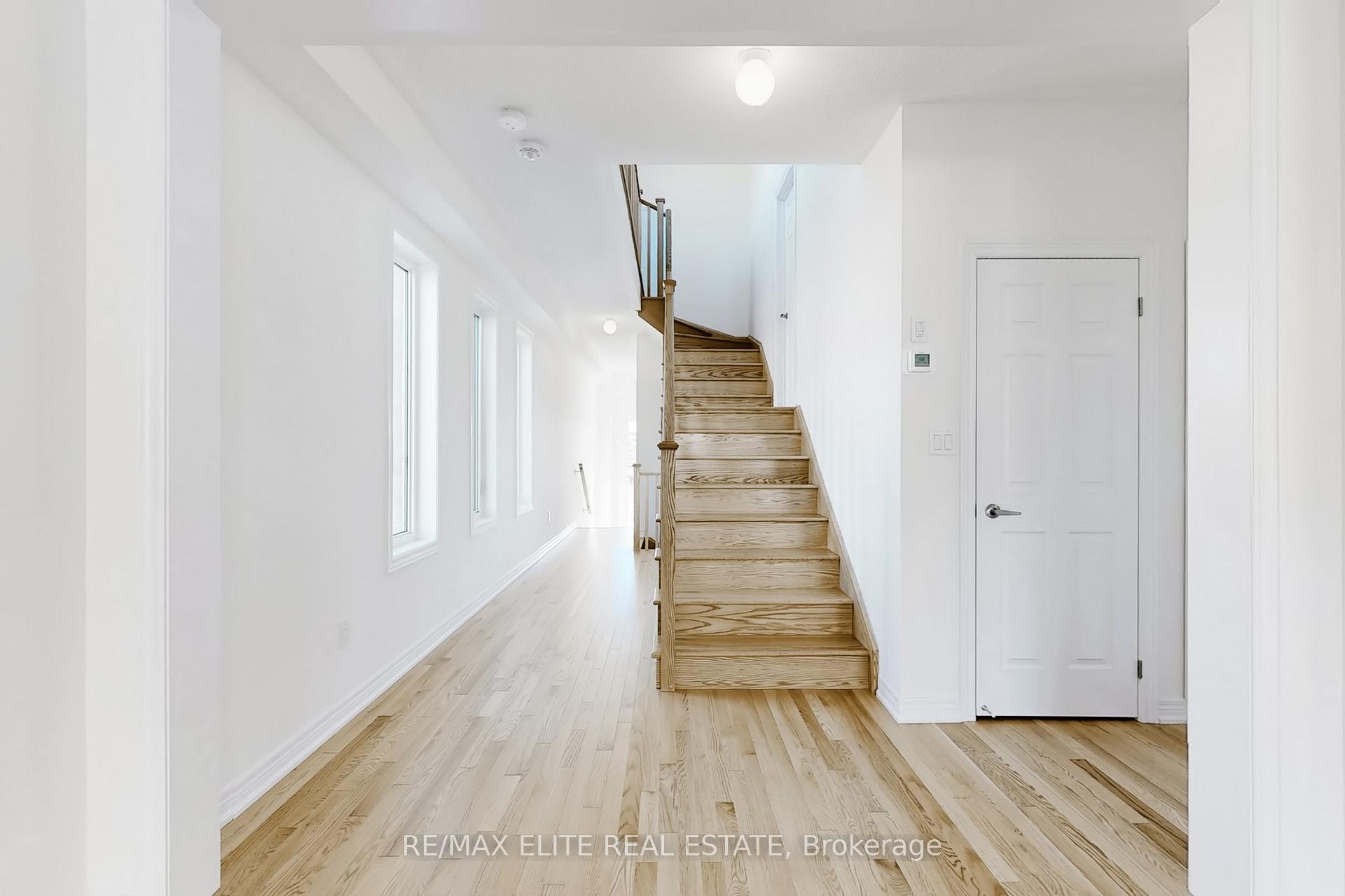 Photo 35 of 1012 Crownest Hollow, Pickering, Rural Pickering — HOMEH