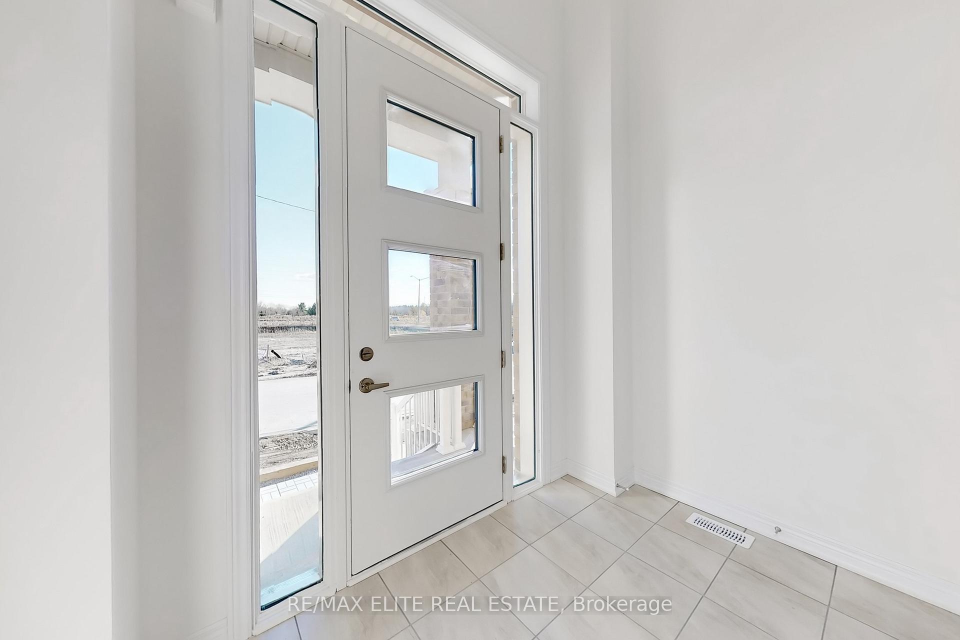 Photo 6 of 1012 Crownest Hollow, Pickering, Rural Pickering — HOMEH