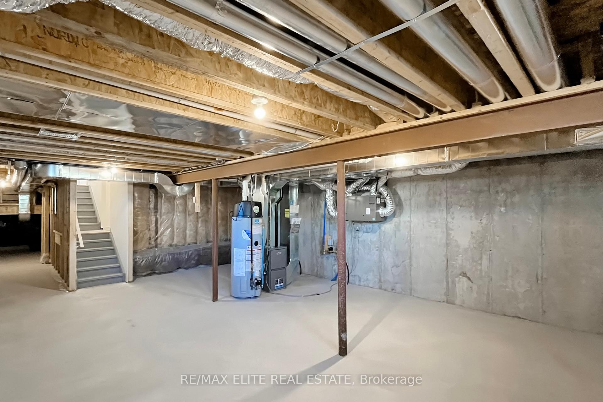 Photo 57 of 1012 Crownest Hollow, Pickering, Rural Pickering — HOMEH
