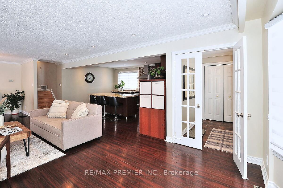 Photo 8 of 186 Bell Air Drive, Caledon, Bolton East — HOMEH
