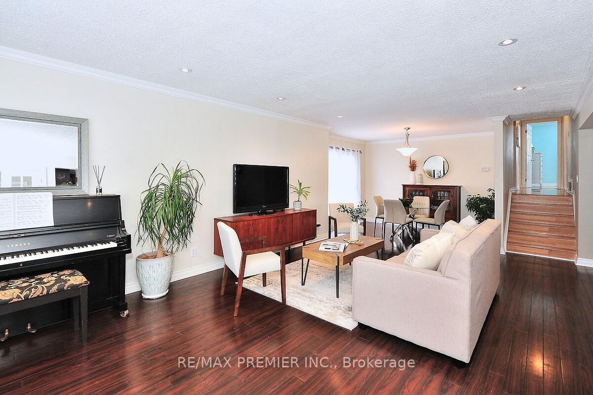 Photo 9 of 186 Bell Air Drive, Caledon, Bolton East — HOMEH