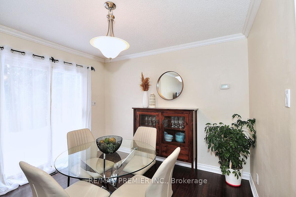 Photo 16 of 186 Bell Air Drive, Caledon, Bolton East — HOMEH