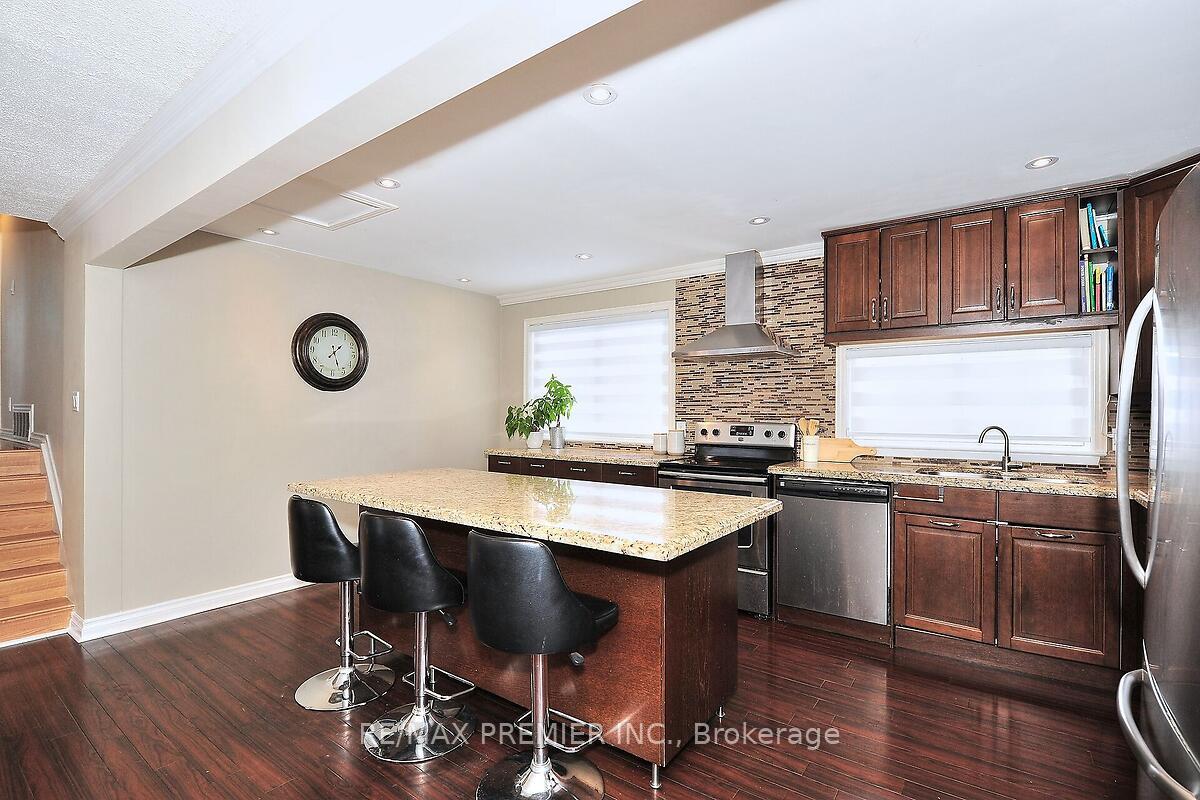 Photo 18 of 186 Bell Air Drive, Caledon, Bolton East — HOMEH