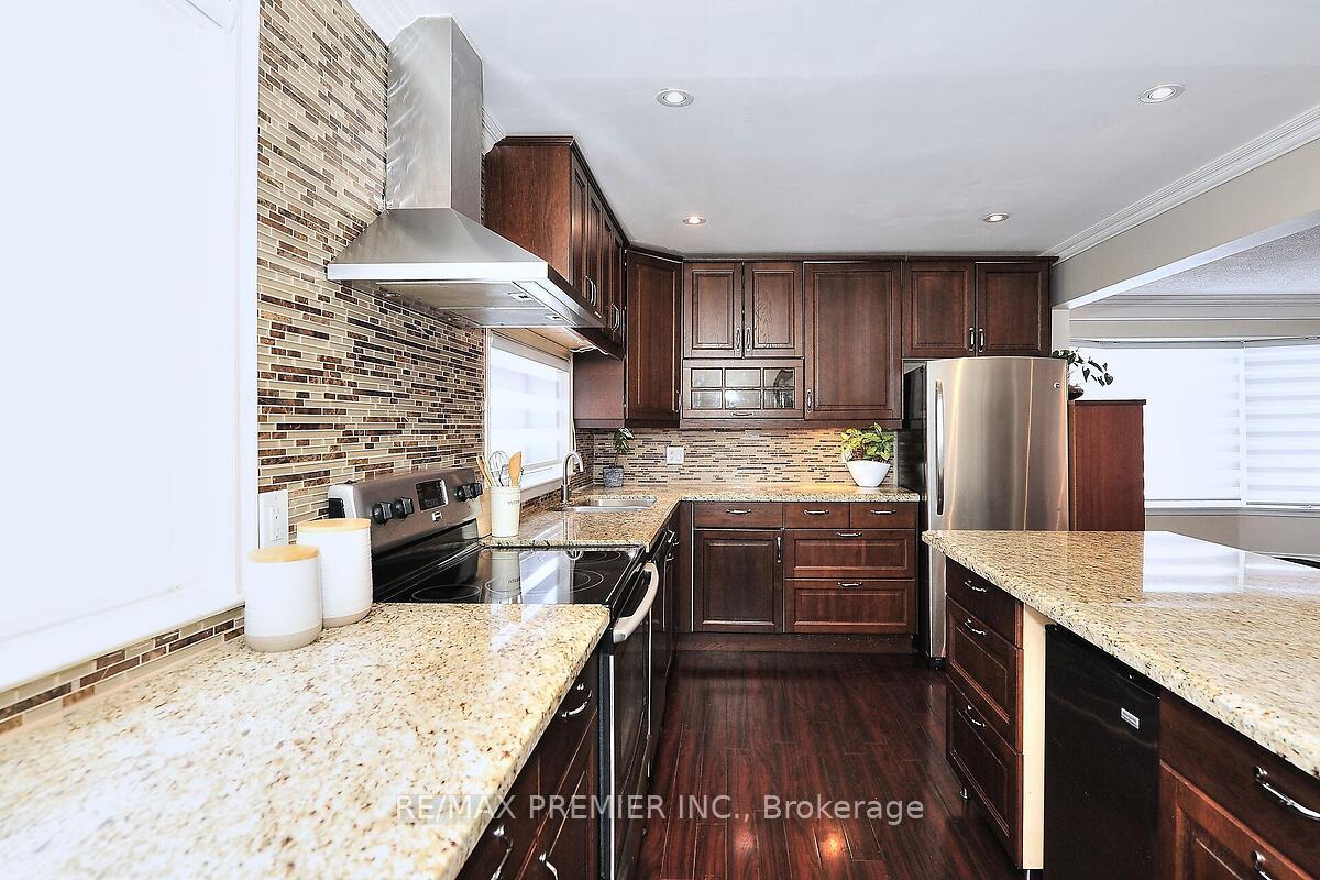 Photo 19 of 186 Bell Air Drive, Caledon, Bolton East — HOMEH