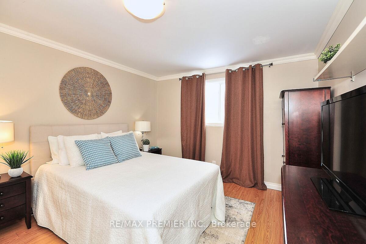 Photo 23 of 186 Bell Air Drive, Caledon, Bolton East — HOMEH