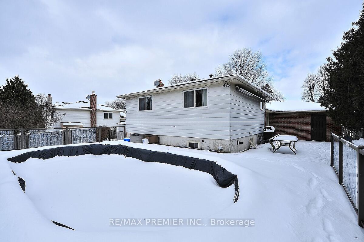 Photo 31 of 186 Bell Air Drive, Caledon, Bolton East — HOMEH