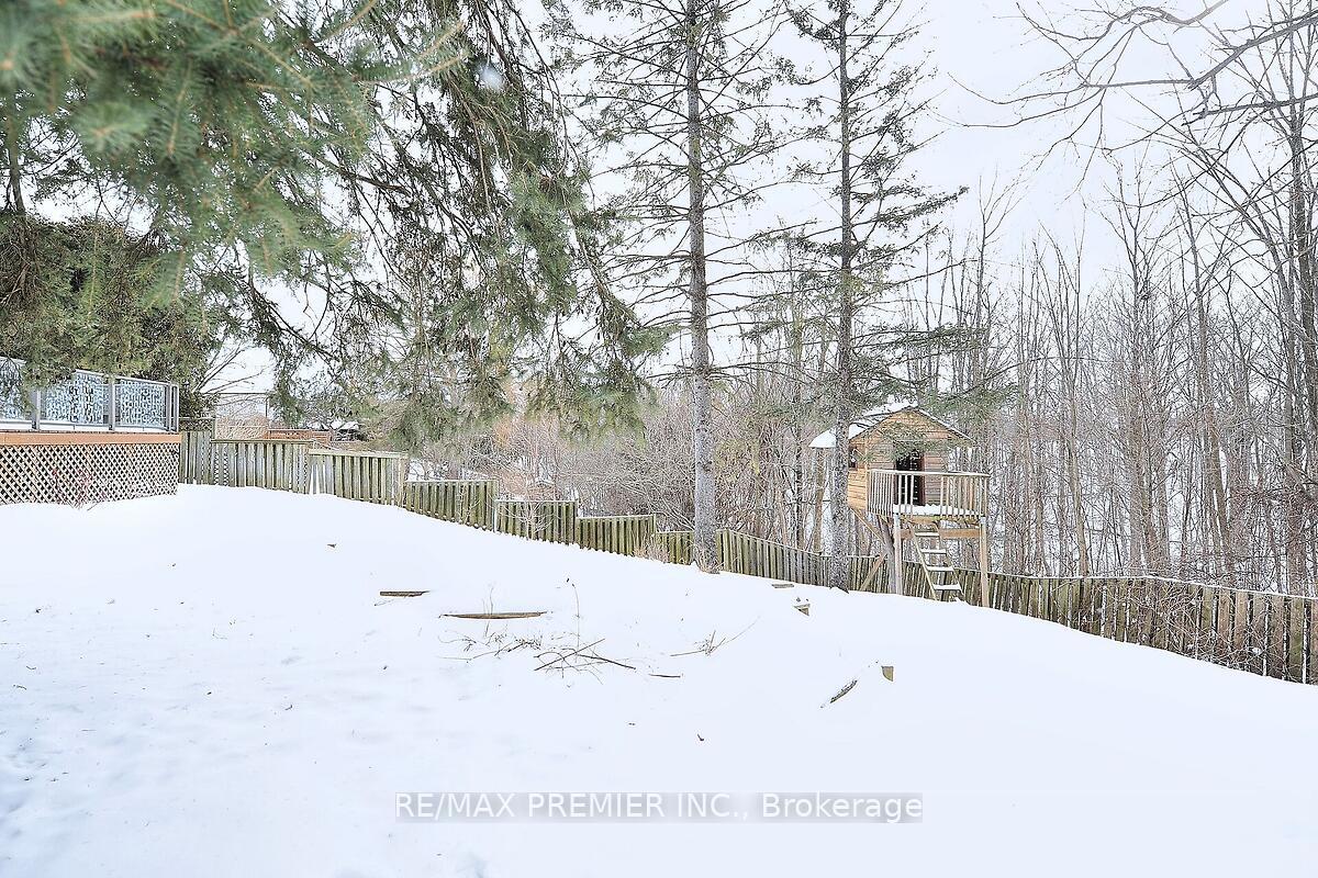 Photo 35 of 186 Bell Air Drive, Caledon, Bolton East — HOMEH