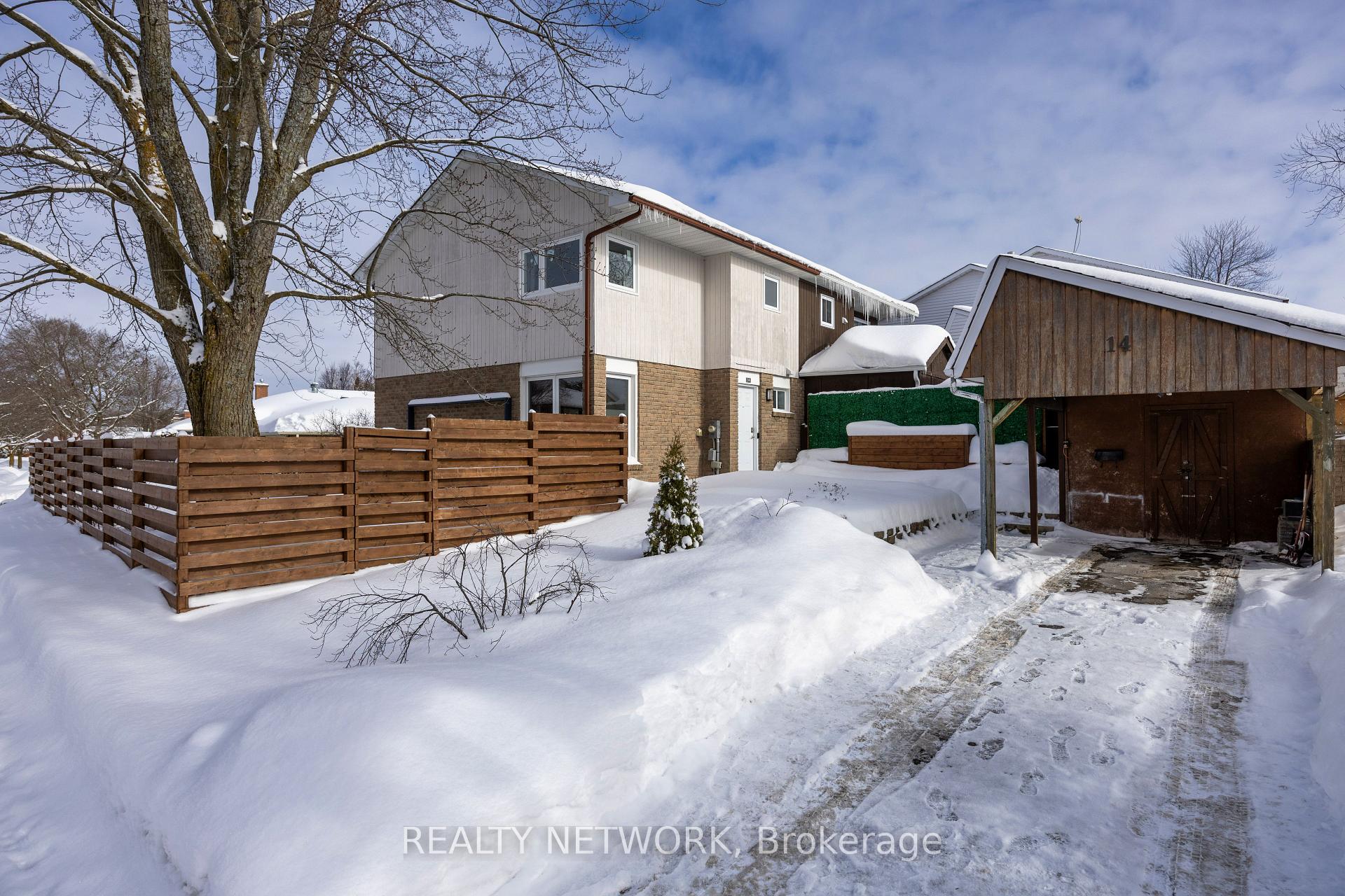 Photo 47 of 14 Lampman Lane, Barrie, 400 West — HOMEH