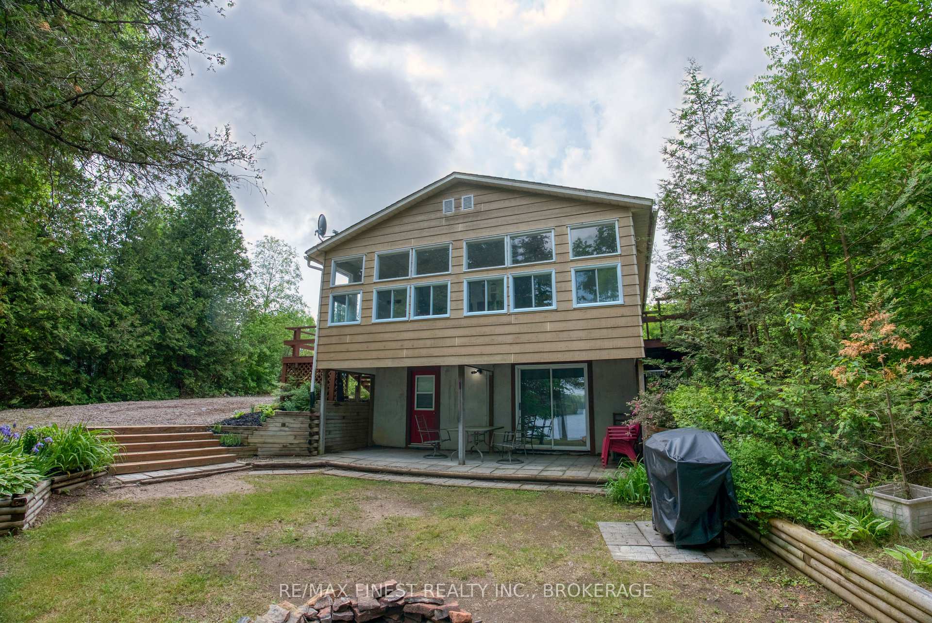 Photo 2 of 1023 Bethany Court, Frontenac, Frontenac Centre — HOMEH