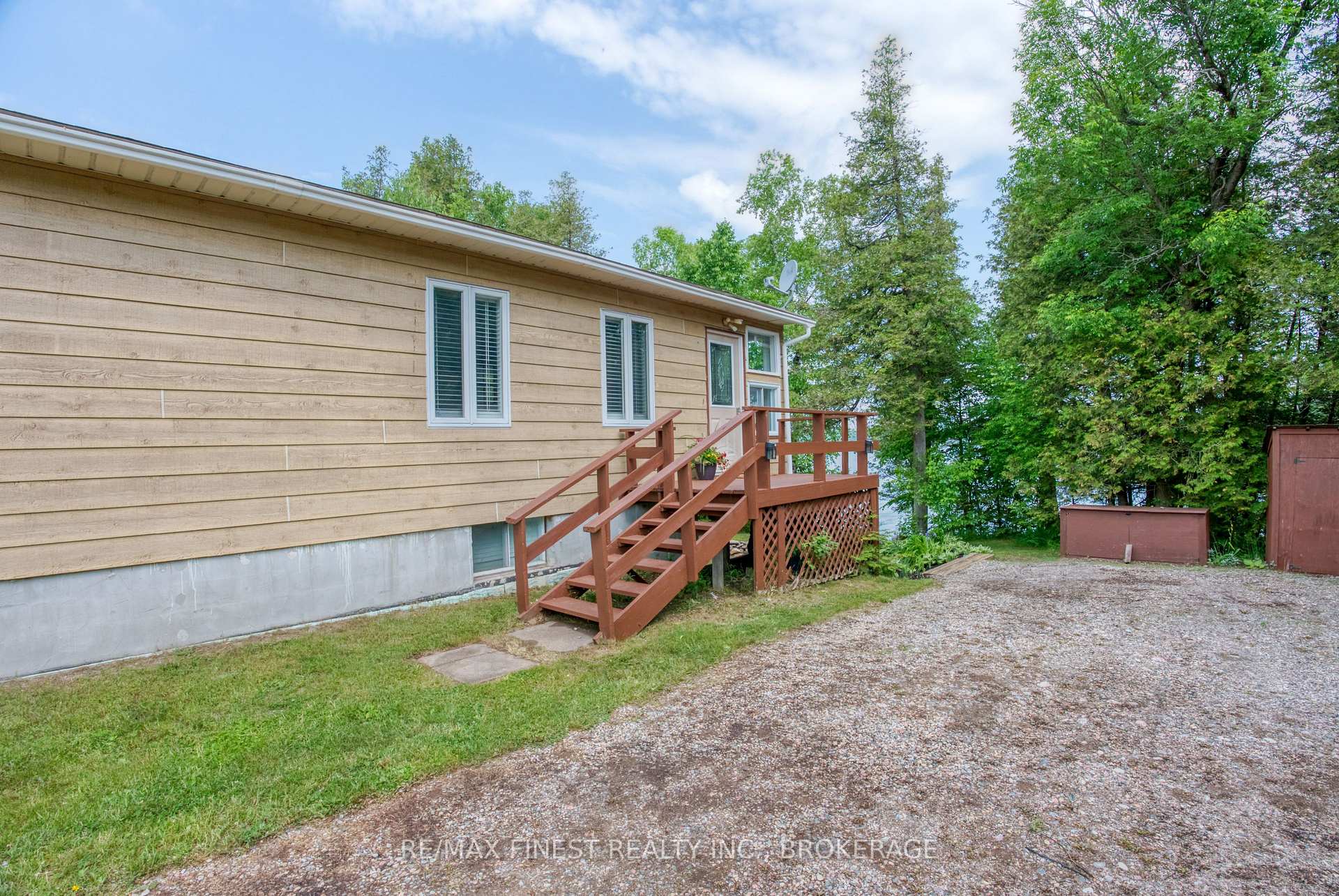 Photo 10 of 1023 Bethany Court, Frontenac, Frontenac Centre — HOMEH