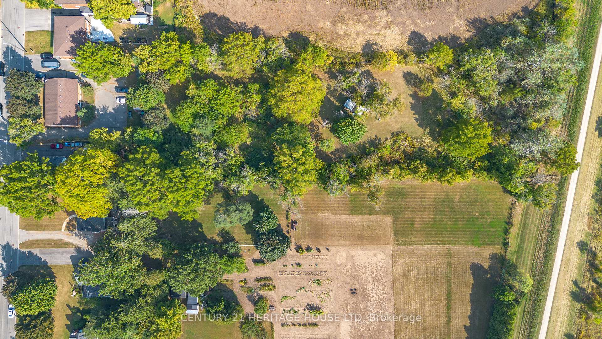 Photo 7 of 112 Baldwin Avenue S, Brant, Brantford Twp — HOMEH