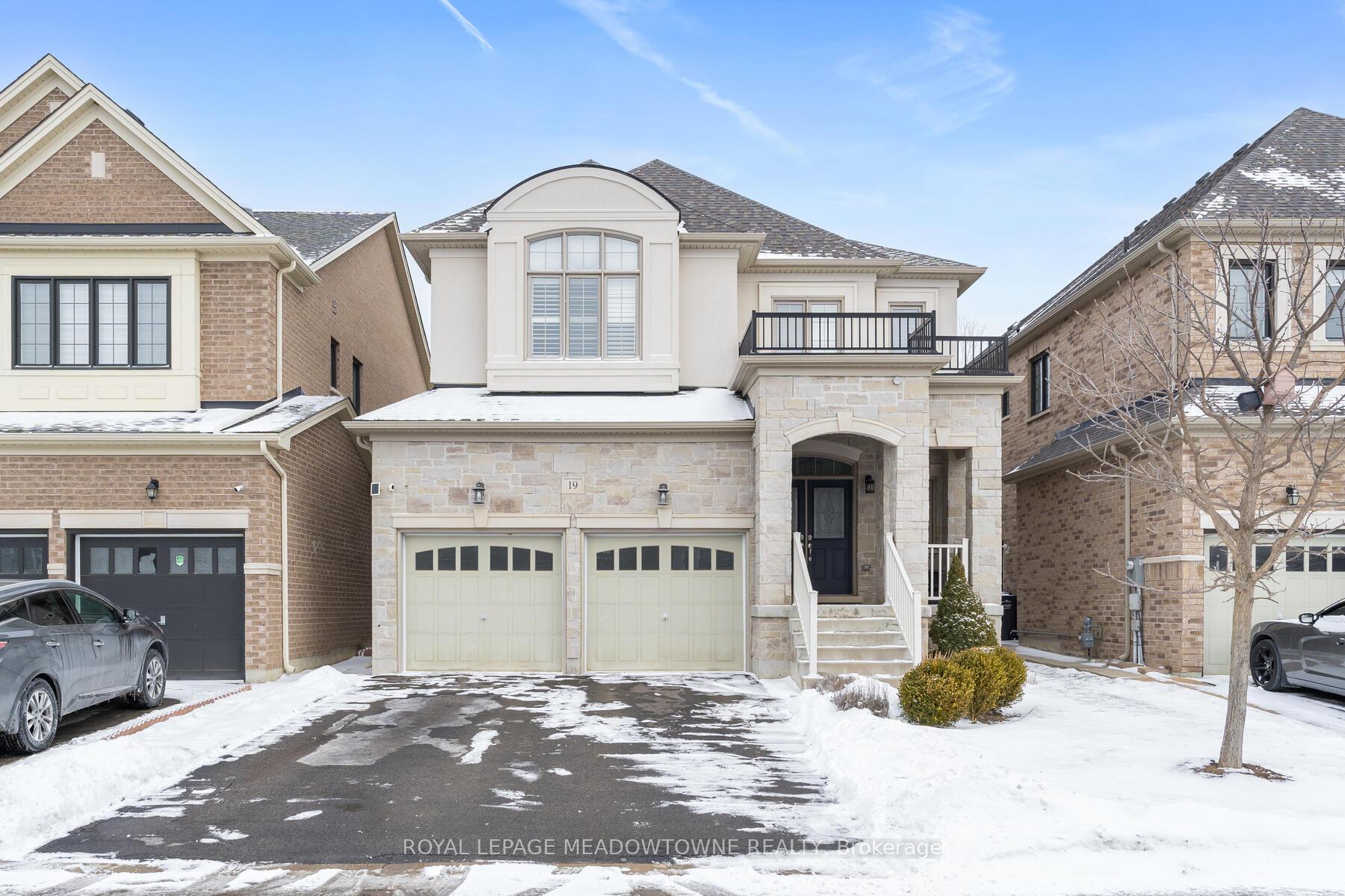 Photo 1 of 19 Mugford Crescent, Brampton, Bram West — HOMEH