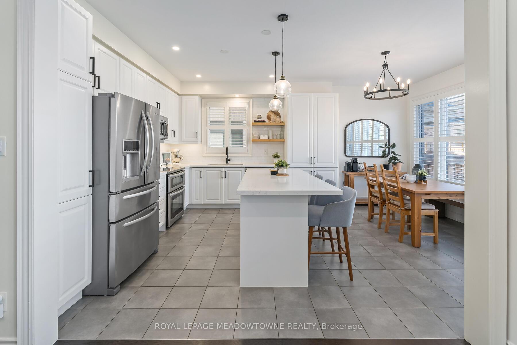 Photo 8 of 19 Mugford Crescent, Brampton, Bram West — HOMEH