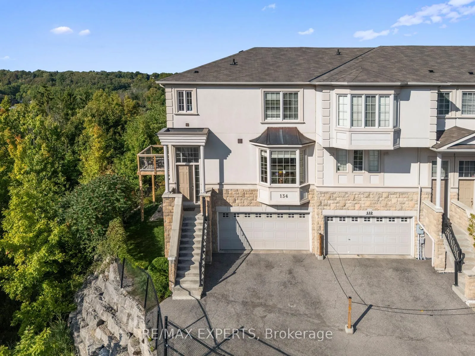 Photo 1 of 134 Rolling Hills Lane, Caledon, Bolton West — HOMEH