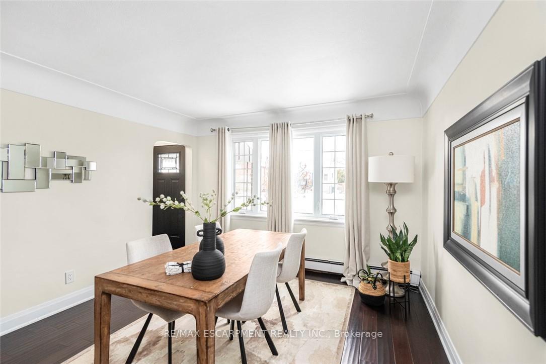Photo 13 of 865 Queensdale Avenue E, Hamilton, Raleigh — HOMEH