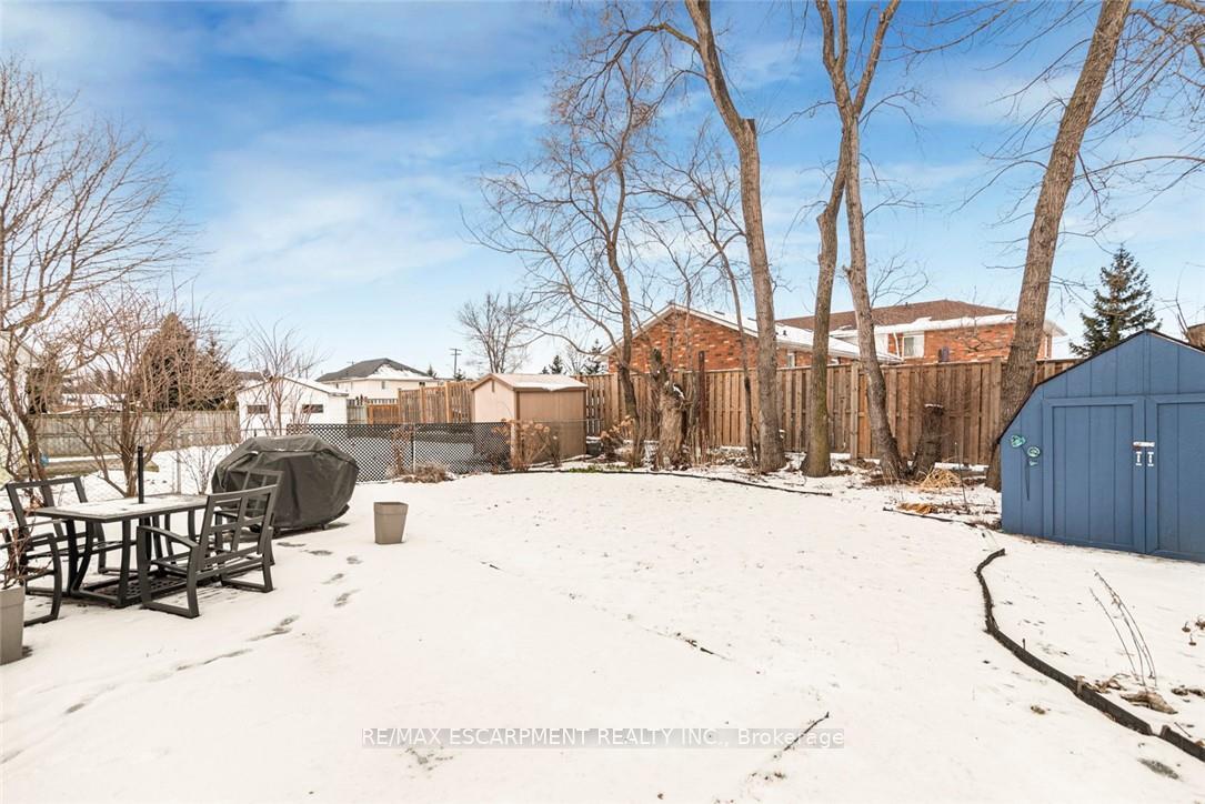 Photo 68 of 865 Queensdale Avenue E, Hamilton, Raleigh — HOMEH