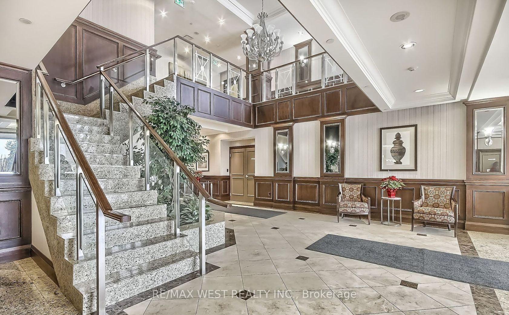 Photo 9 of Unit 309, 7 North Park Road, Vaughan, Beverley Glen — HOMEH