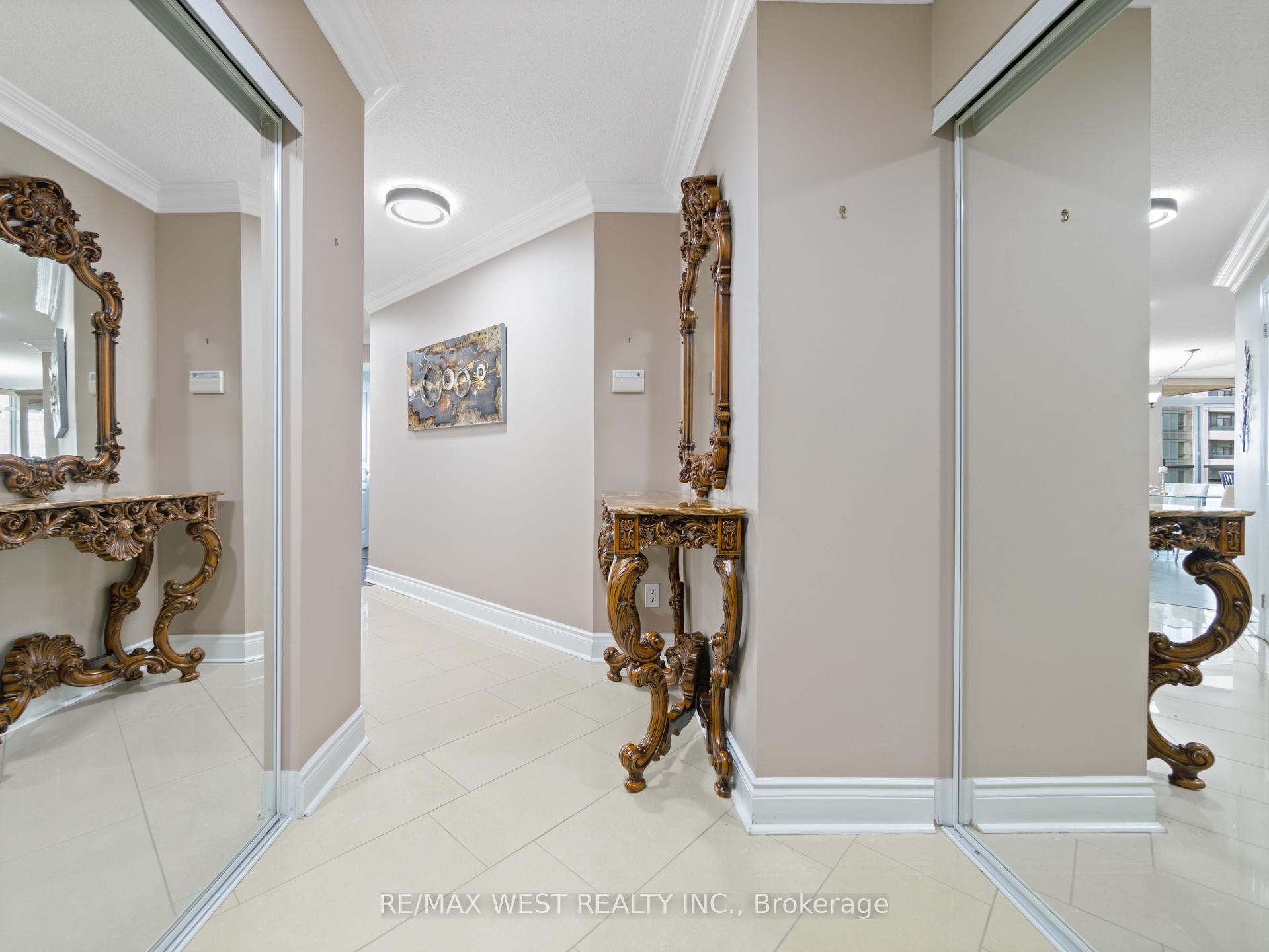 Photo 15 of Unit 309, 7 North Park Road, Vaughan, Beverley Glen — HOMEH