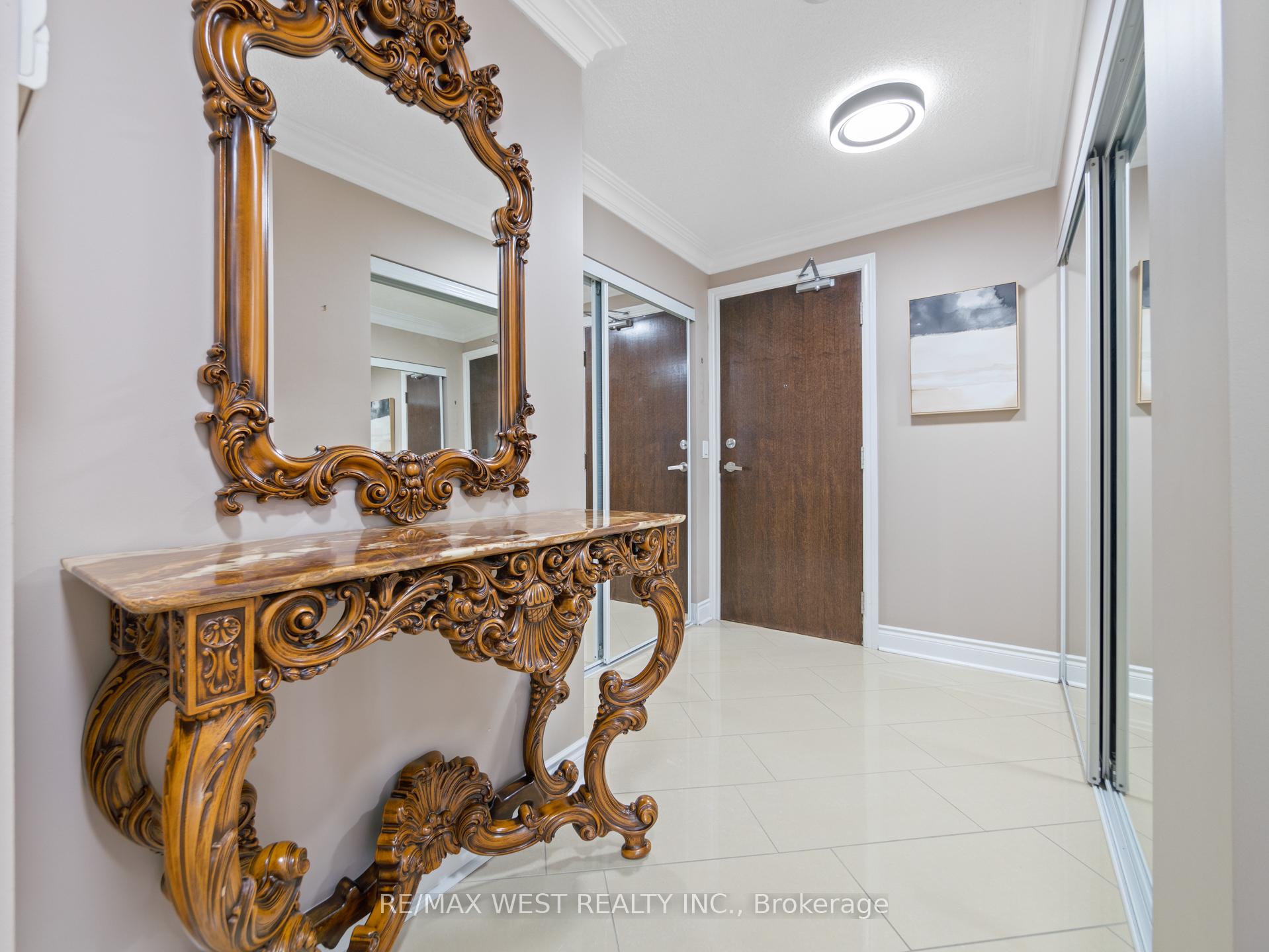 Photo 17 of Unit 309, 7 North Park Road, Vaughan, Beverley Glen — HOMEH