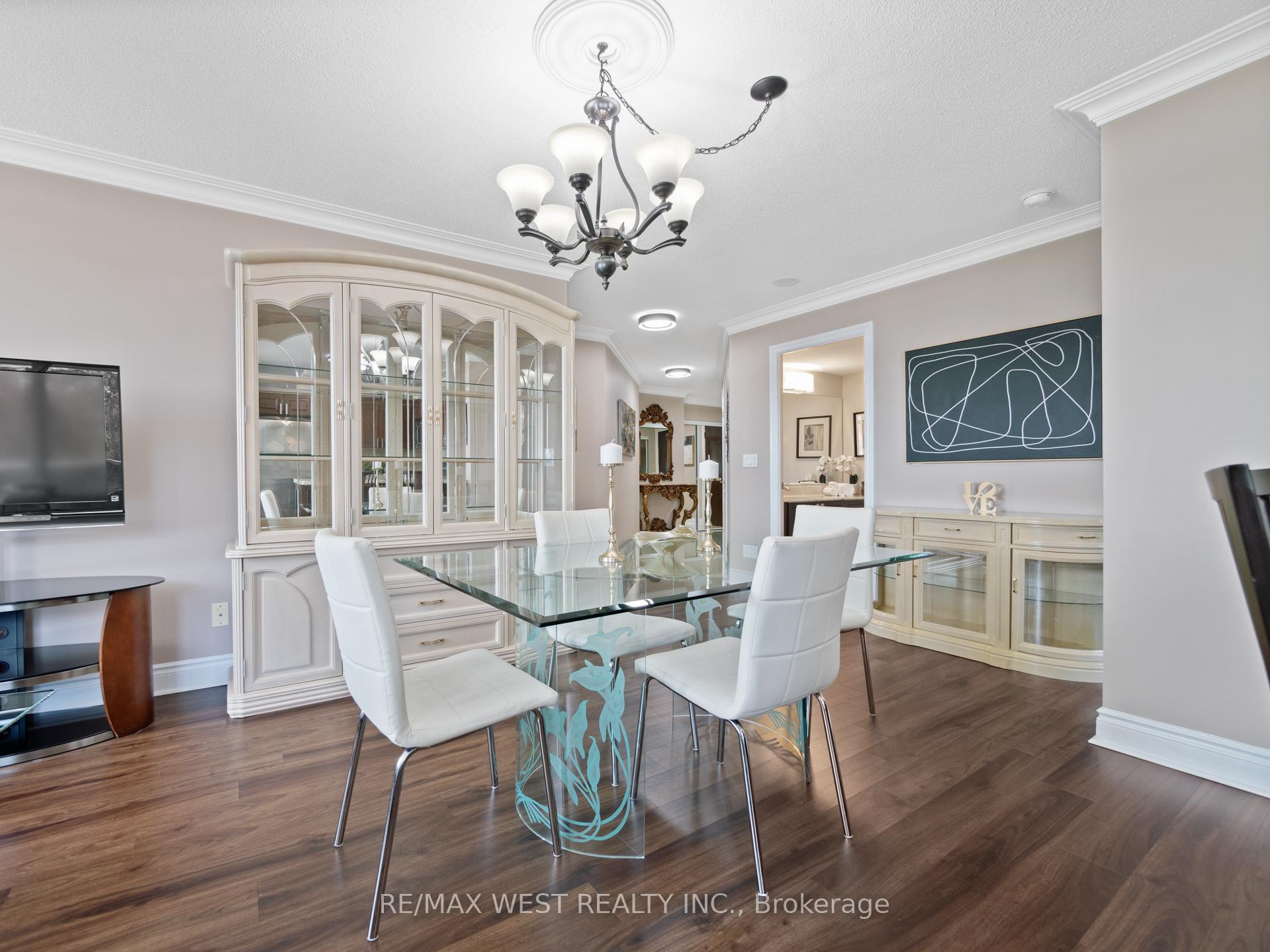 Photo 22 of Unit 309, 7 North Park Road, Vaughan, Beverley Glen — HOMEH