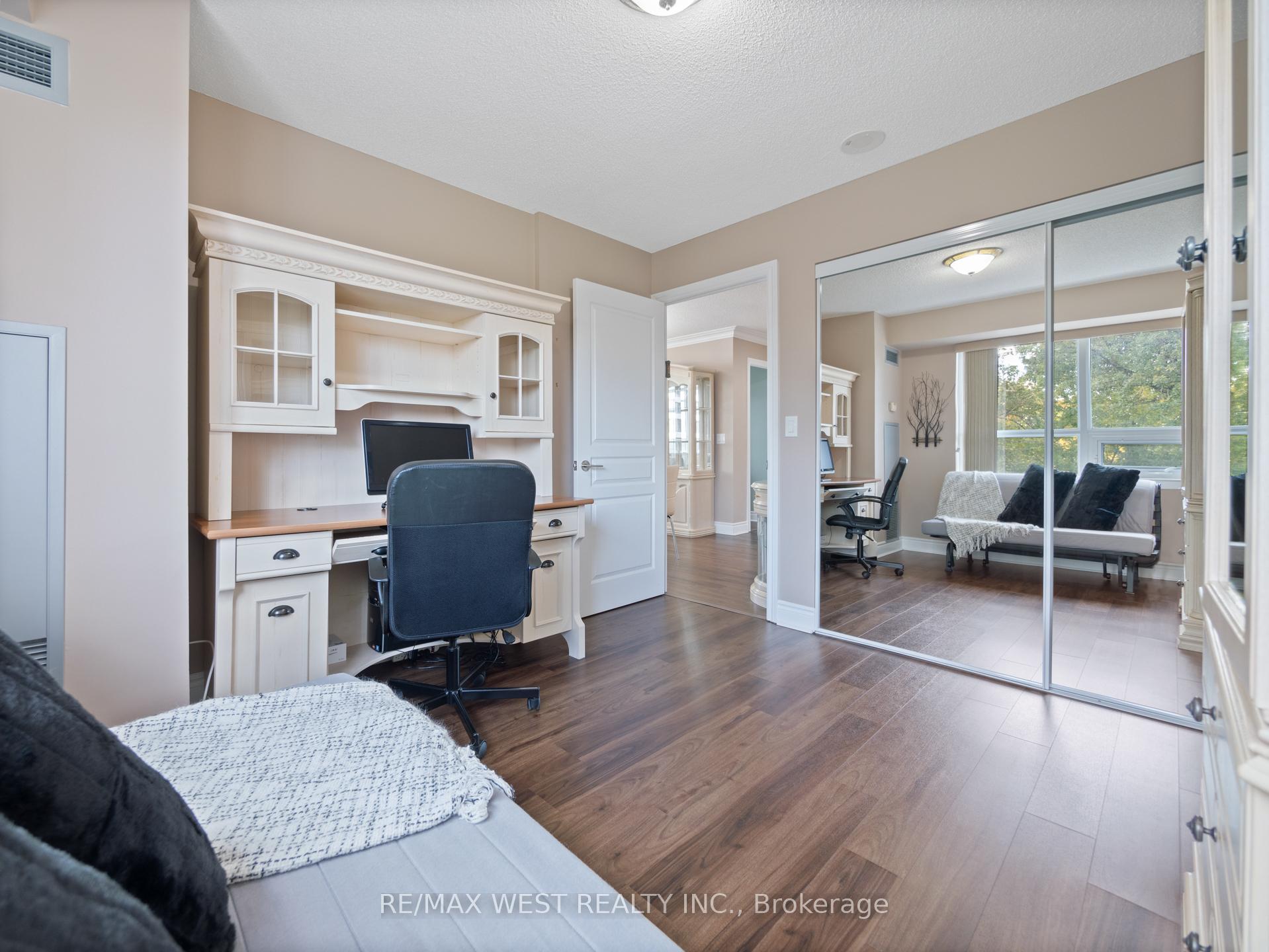 Photo 31 of Unit 309, 7 North Park Road, Vaughan, Beverley Glen — HOMEH