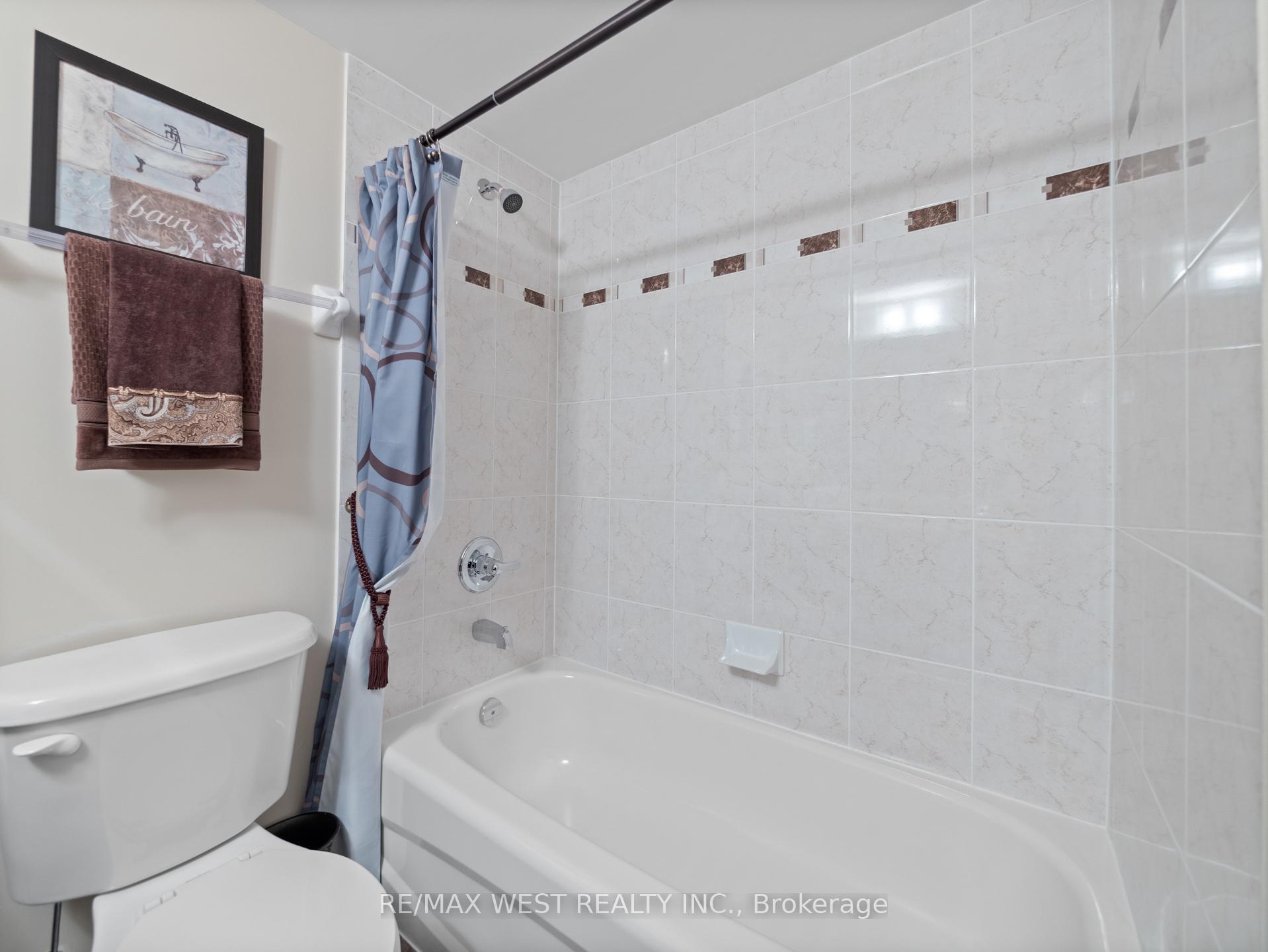Photo 33 of Unit 309, 7 North Park Road, Vaughan, Beverley Glen — HOMEH