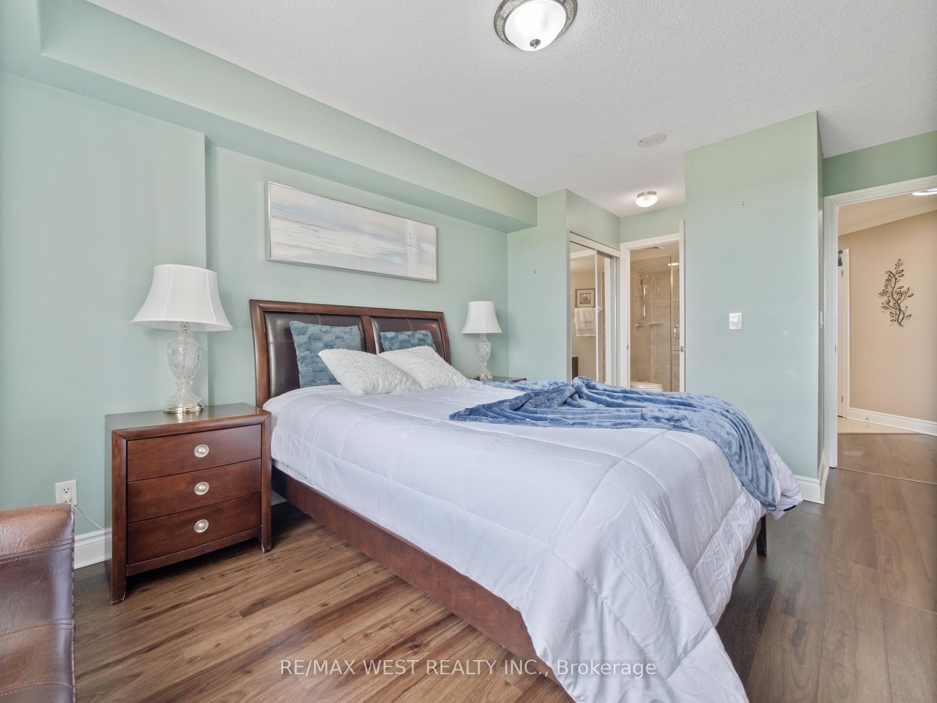 Photo 35 of Unit 309, 7 North Park Road, Vaughan, Beverley Glen — HOMEH