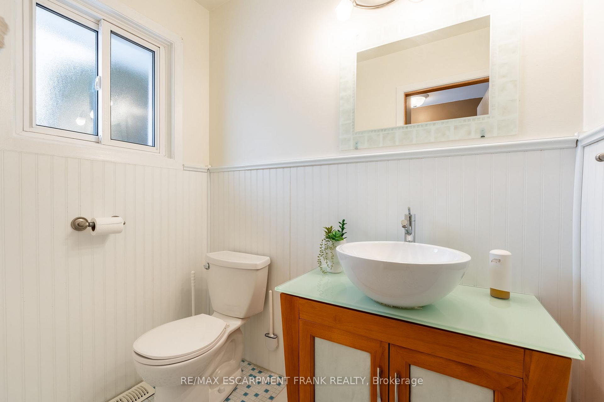 Photo 17 of 2 Maria Court, Hamilton, Lisgar — HOMEH