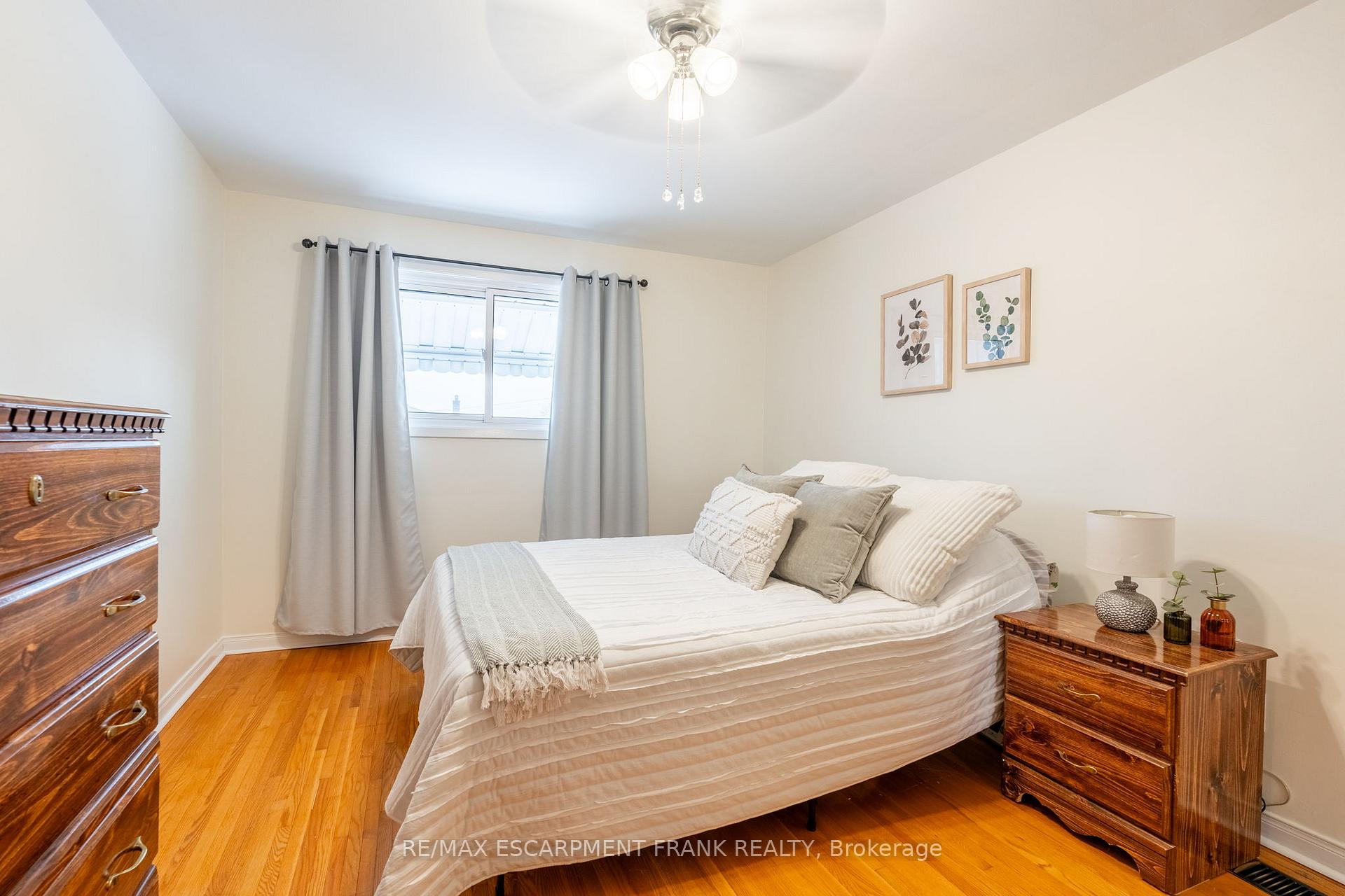 Photo 21 of 2 Maria Court, Hamilton, Lisgar — HOMEH