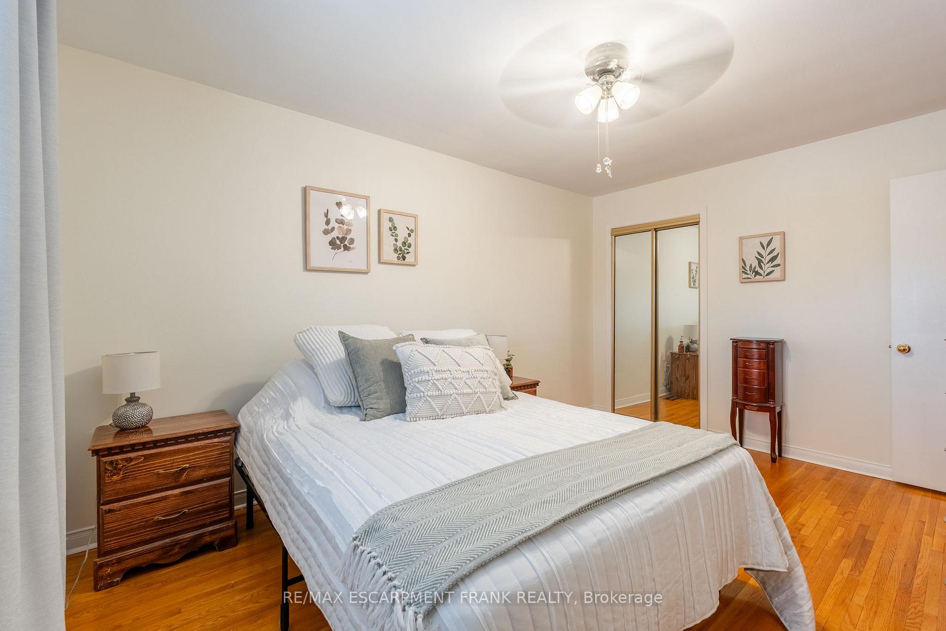 Photo 22 of 2 Maria Court, Hamilton, Lisgar — HOMEH