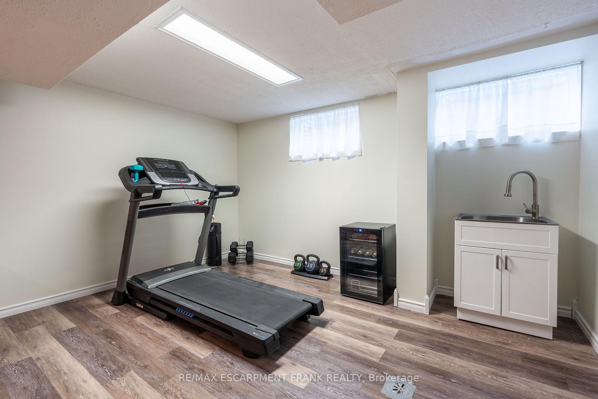 Photo 29 of 2 Maria Court, Hamilton, Lisgar — HOMEH