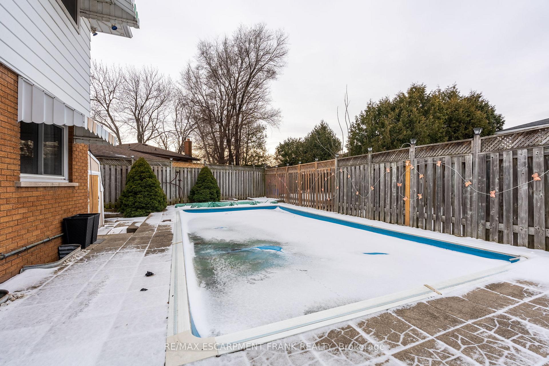 Photo 32 of 2 Maria Court, Hamilton, Lisgar — HOMEH