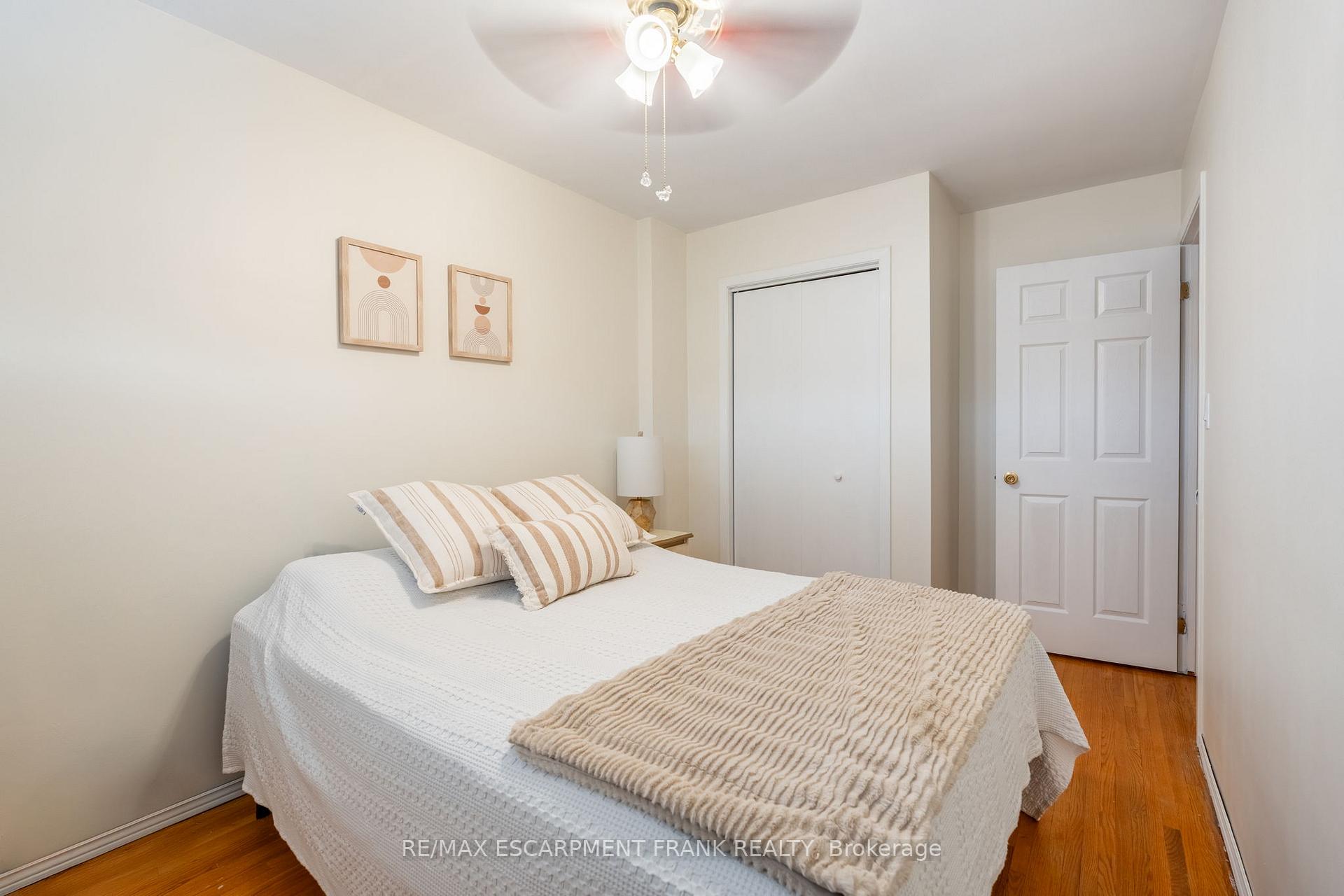 Photo 41 of 2 Maria Court, Hamilton, Lisgar — HOMEH