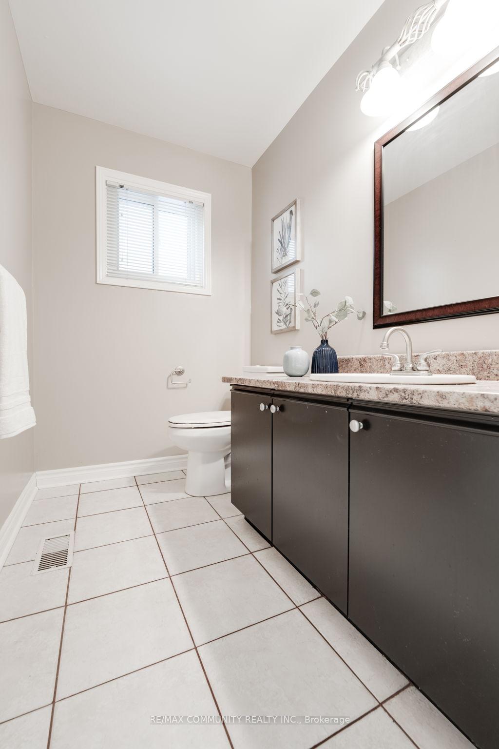 Photo 16 of 23 Reed Drive, Ajax, Central — HOMEH