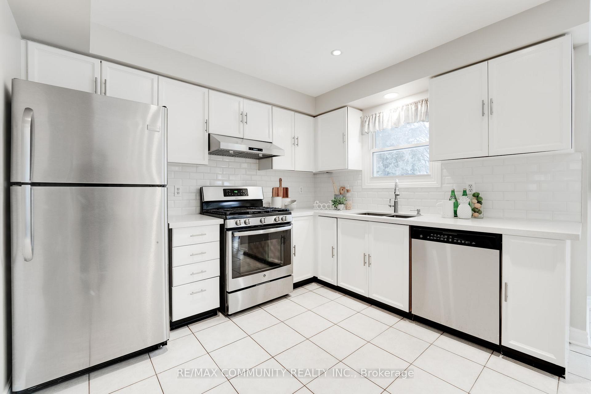 Photo 30 of 23 Reed Drive, Ajax, Central — HOMEH