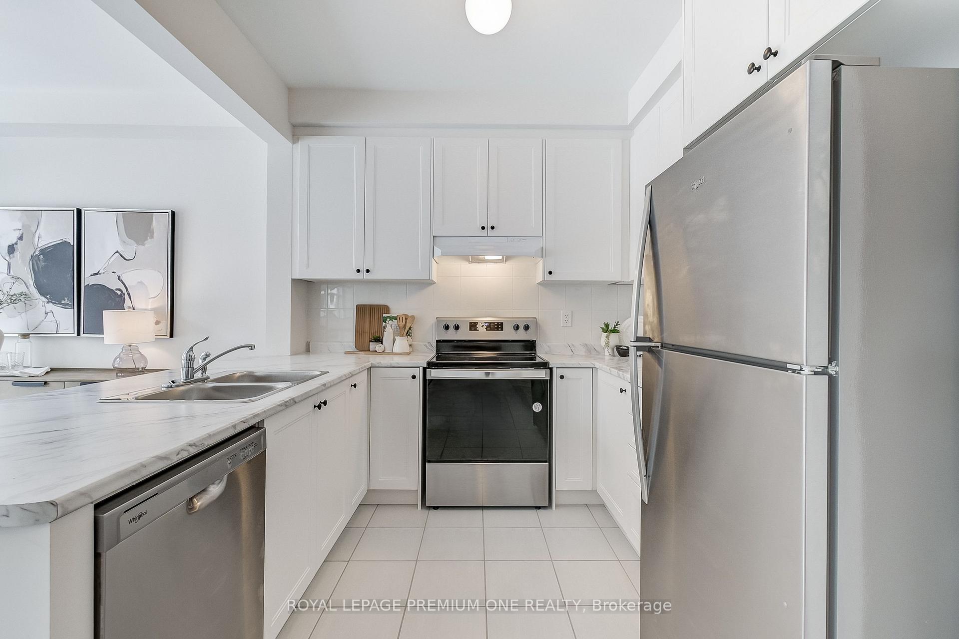 Photo 12 of 166 Hartington Street, Vaughan, Kleinburg — HOMEH