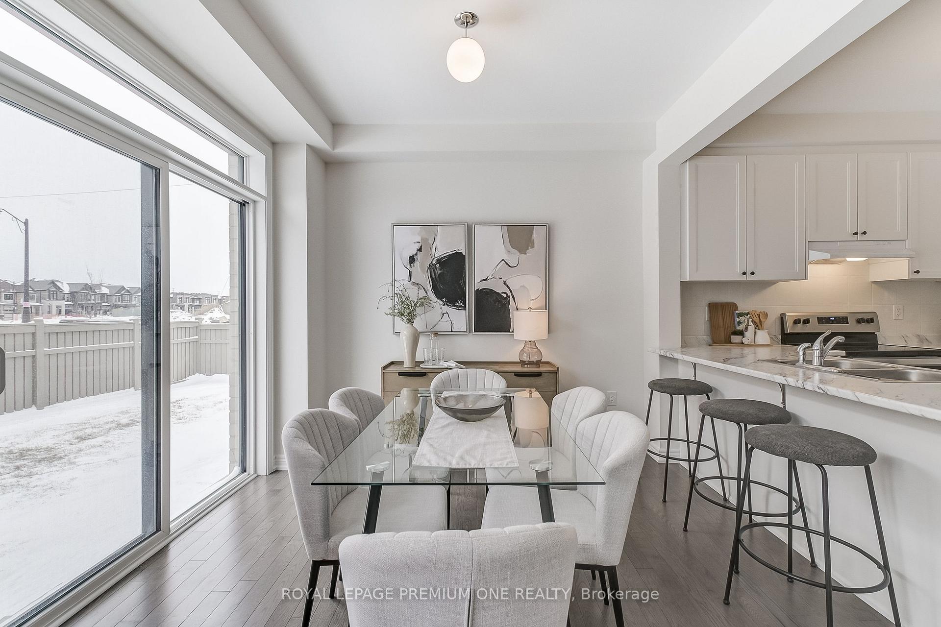 Photo 19 of 166 Hartington Street, Vaughan, Kleinburg — HOMEH