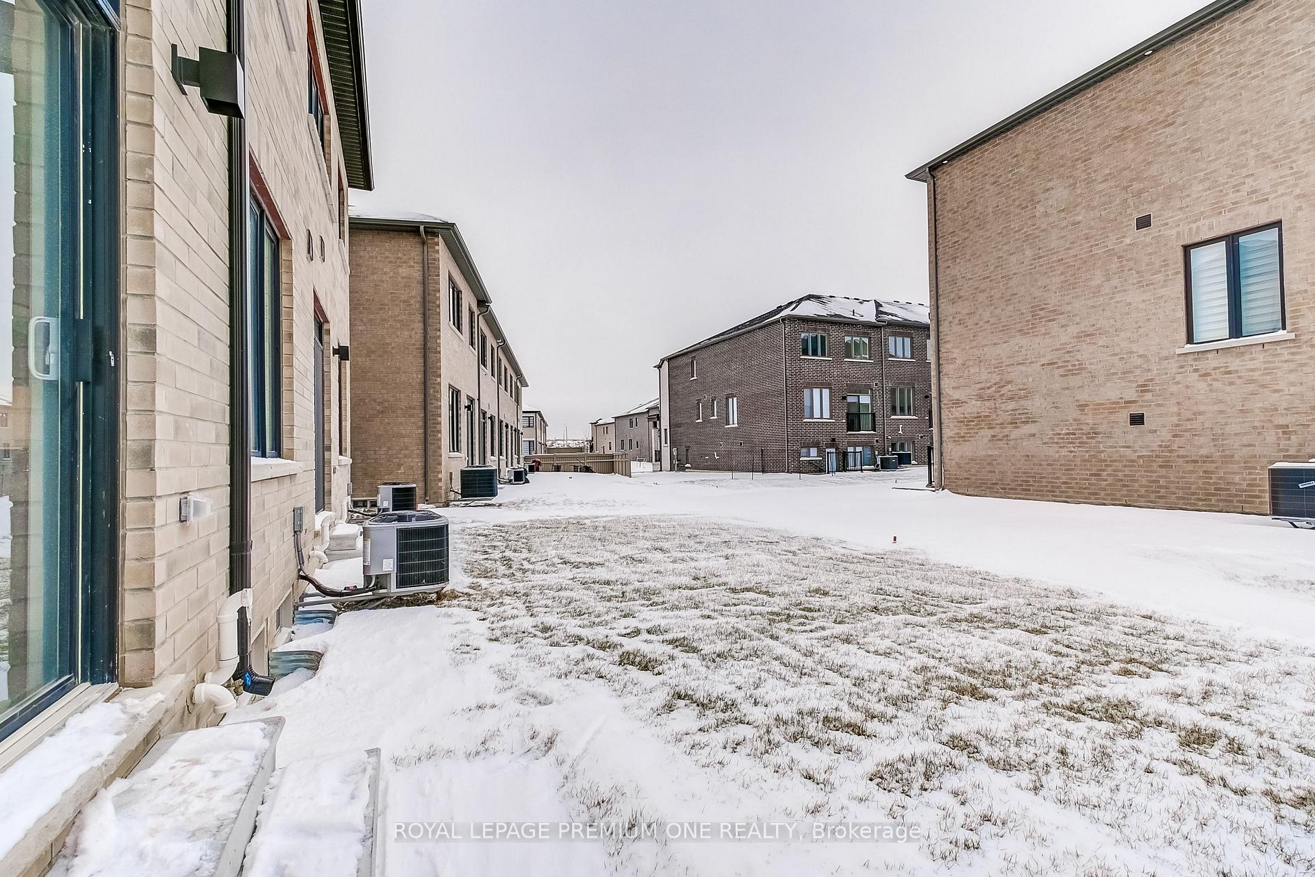 Photo 33 of 166 Hartington Street, Vaughan, Kleinburg — HOMEH