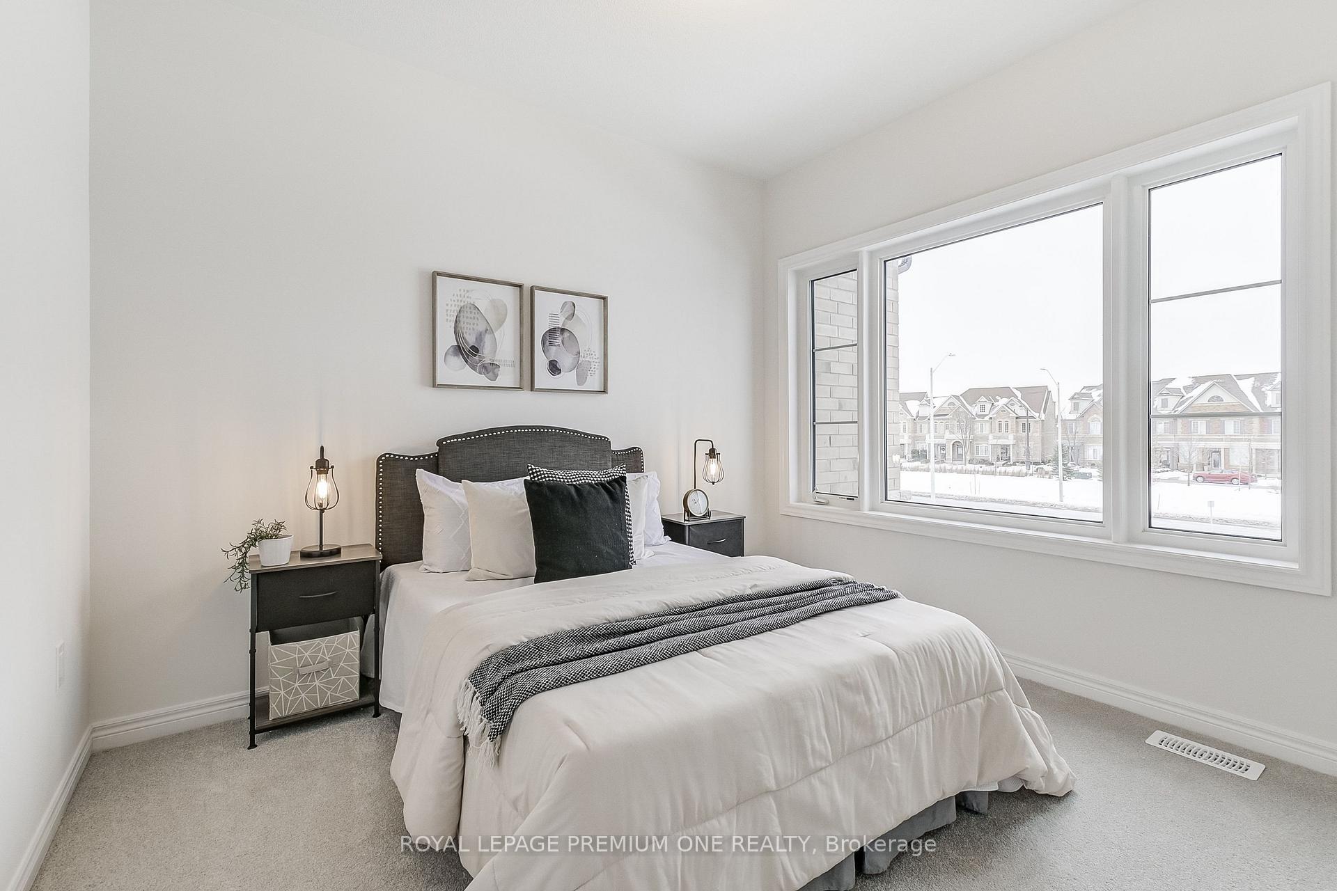Photo 40 of 166 Hartington Street, Vaughan, Kleinburg — HOMEH